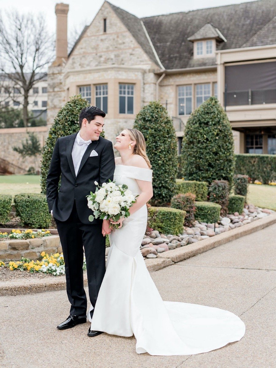 This Wedding Proves Classic Style is Timeless for a Reason!