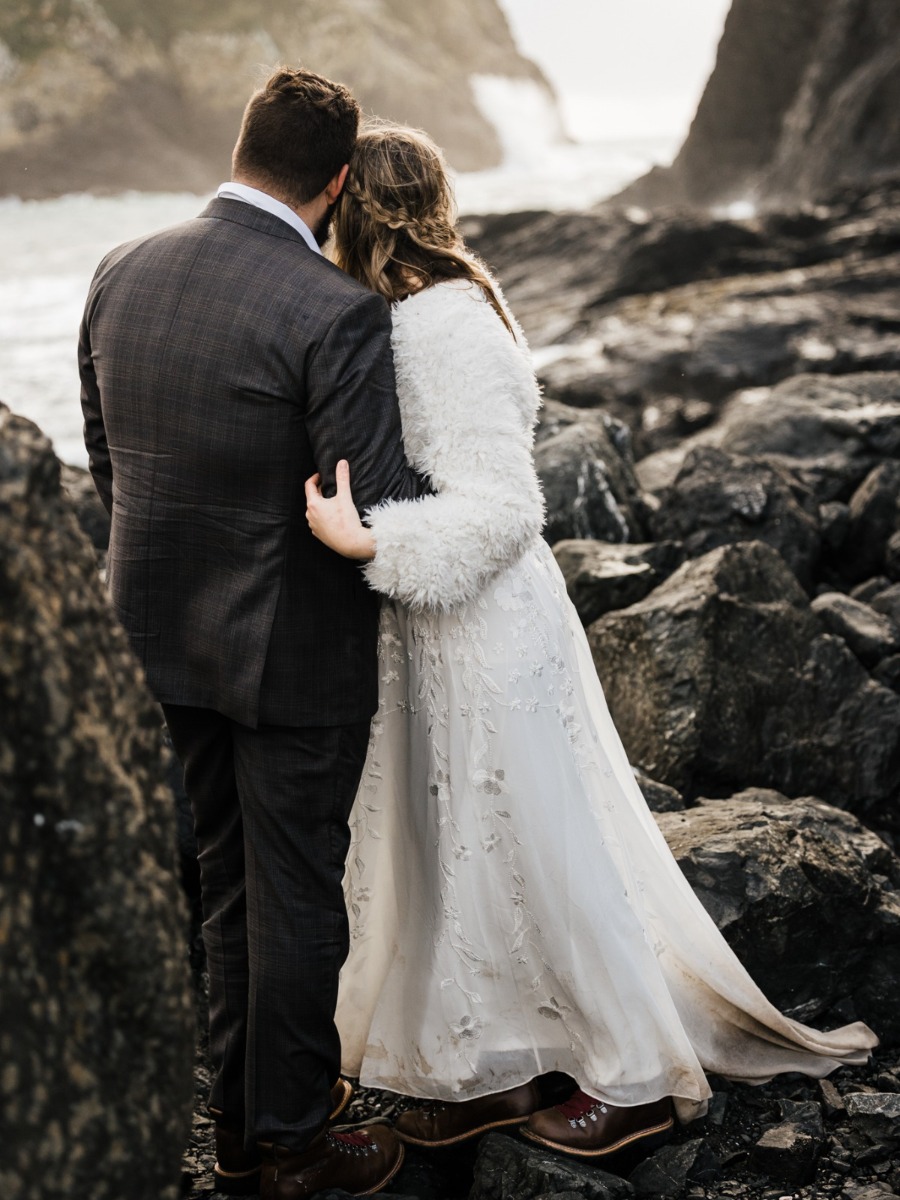 Moody Adventure Elopement In The Pacific Northwest