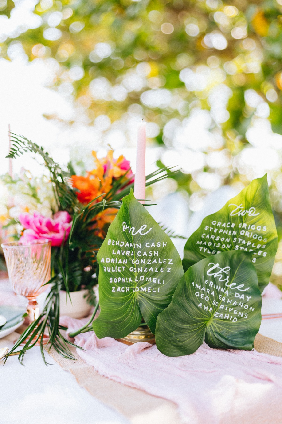 Tropical leaves for table assignments