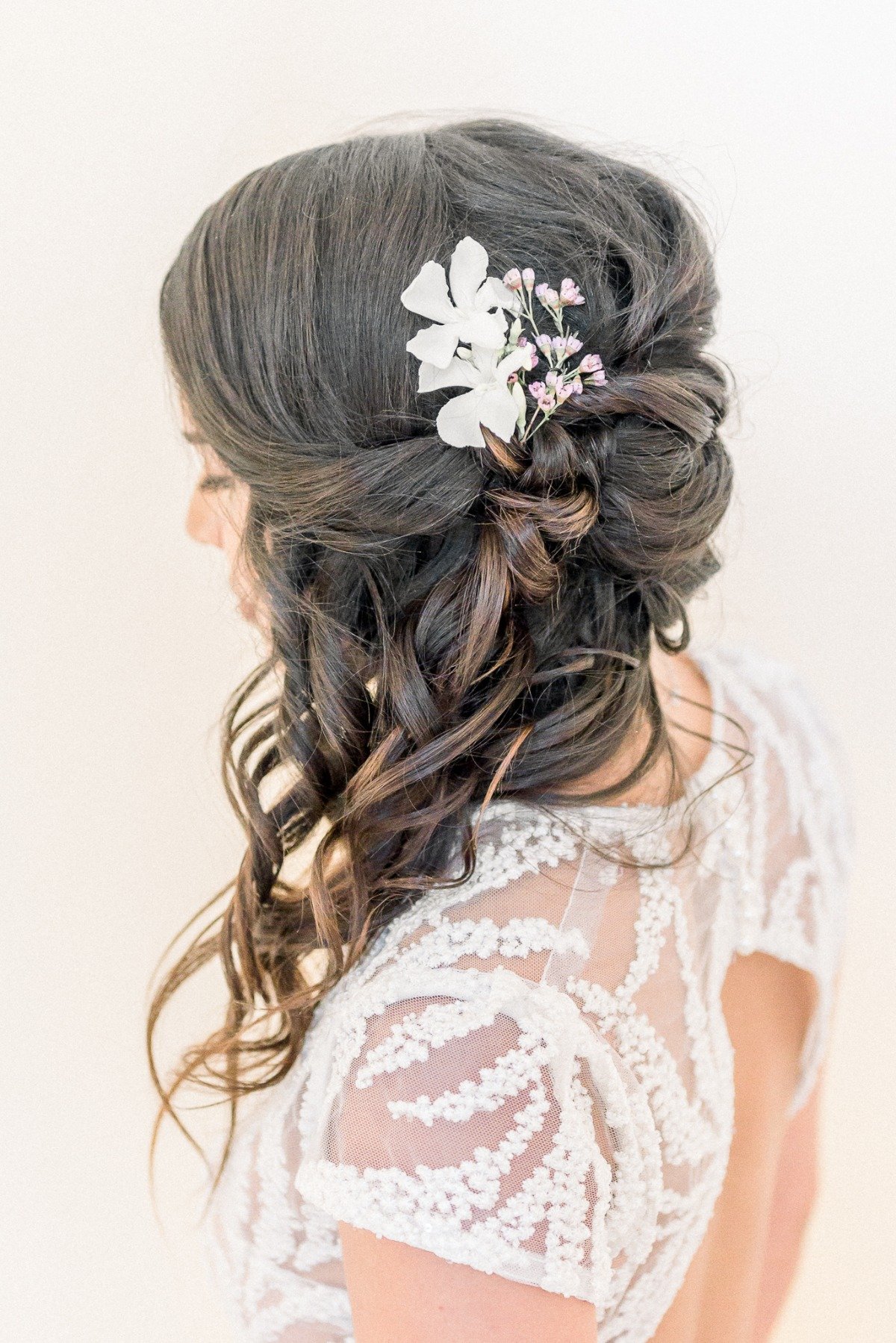 Close-up of bride's wedding hair with hairpiece