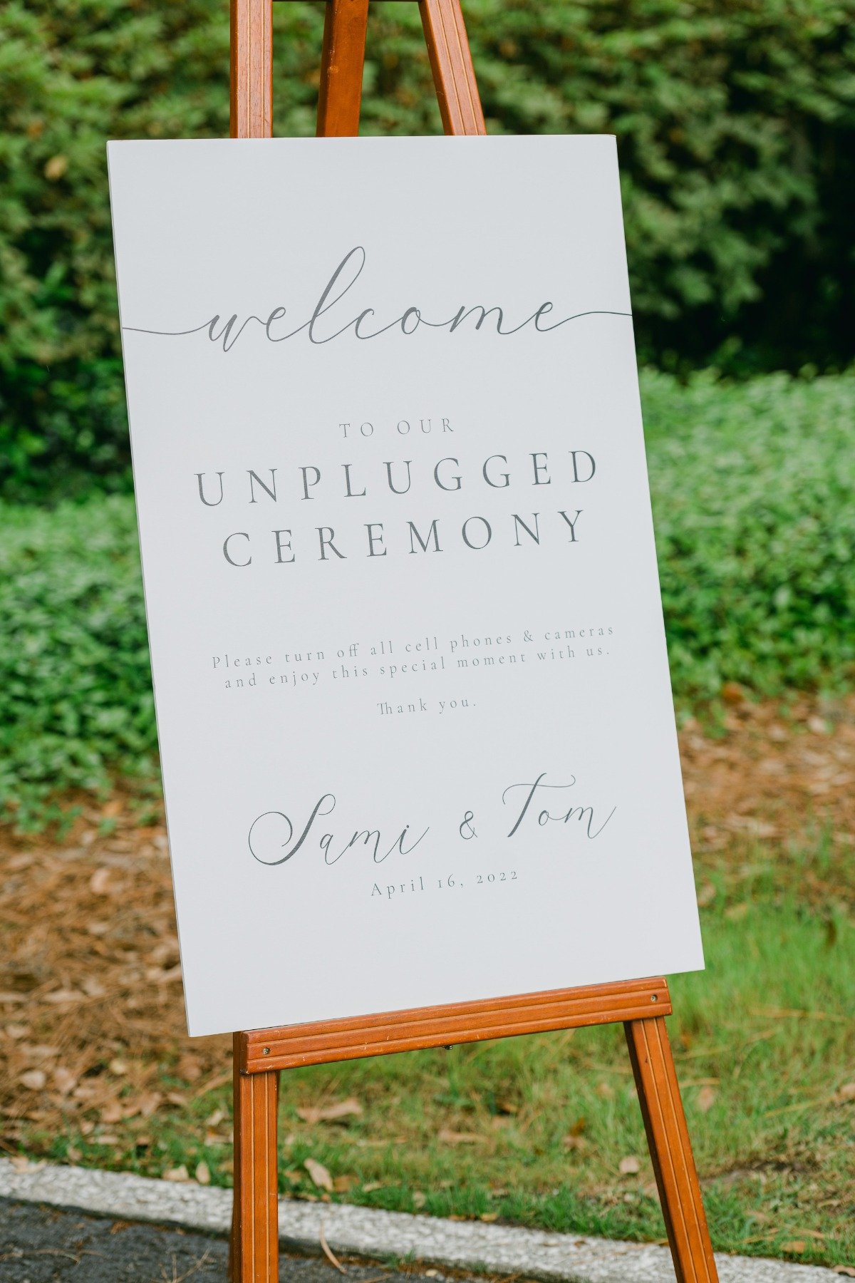 Unplugged ceremony request sign