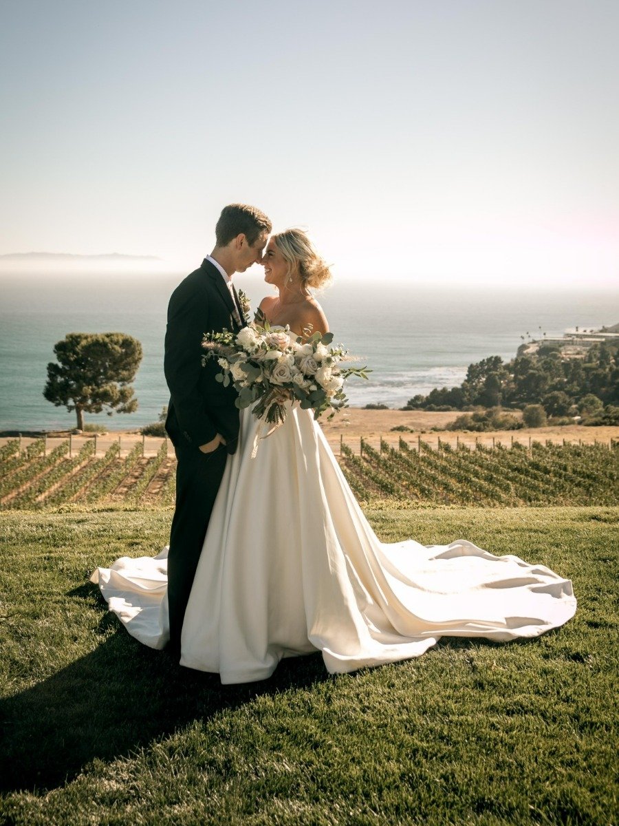 This V&E Wedding Was an Epic Dance Party with an Ocean View