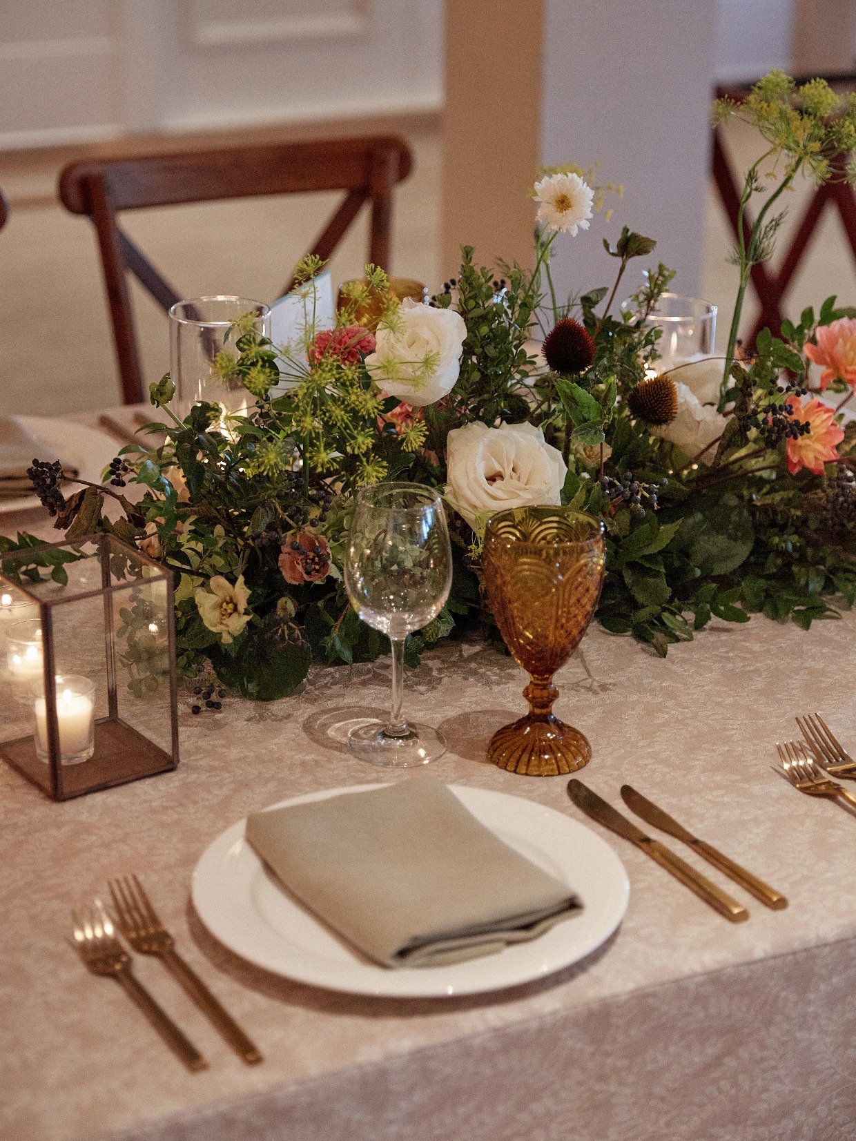 Reception centerpiece and place-setting