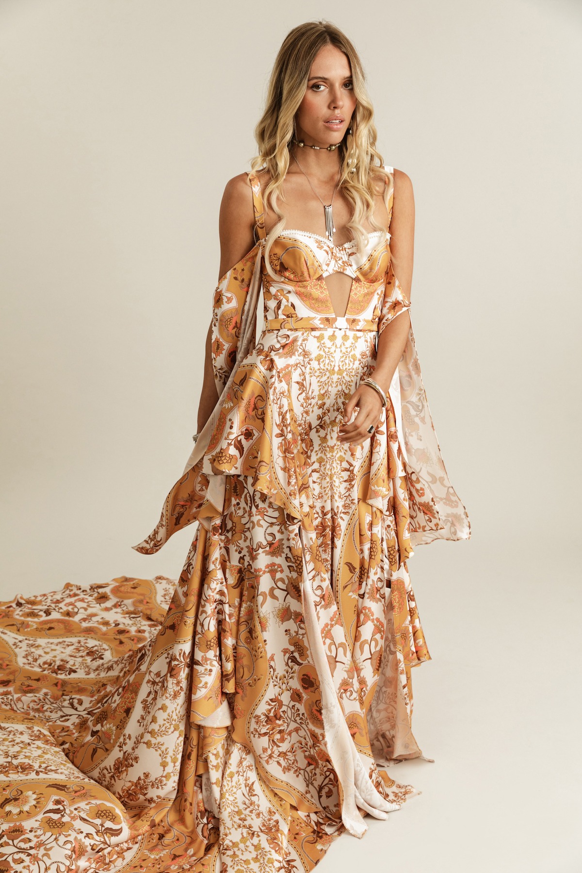 Rue_De_Seine_Wedding_gown_Rhapsody_Amber_2