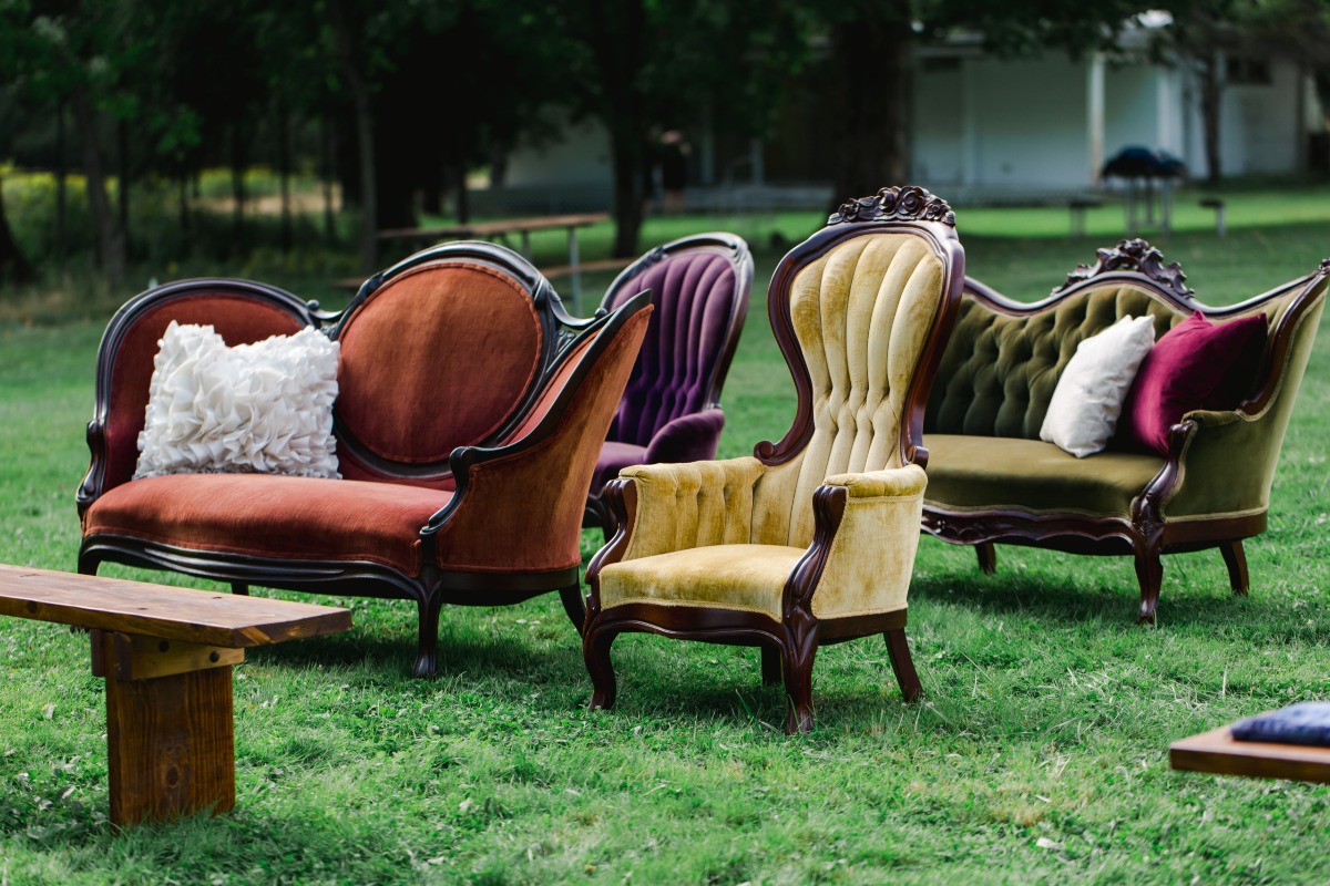 Vintage velvet sofas for ceremony seating