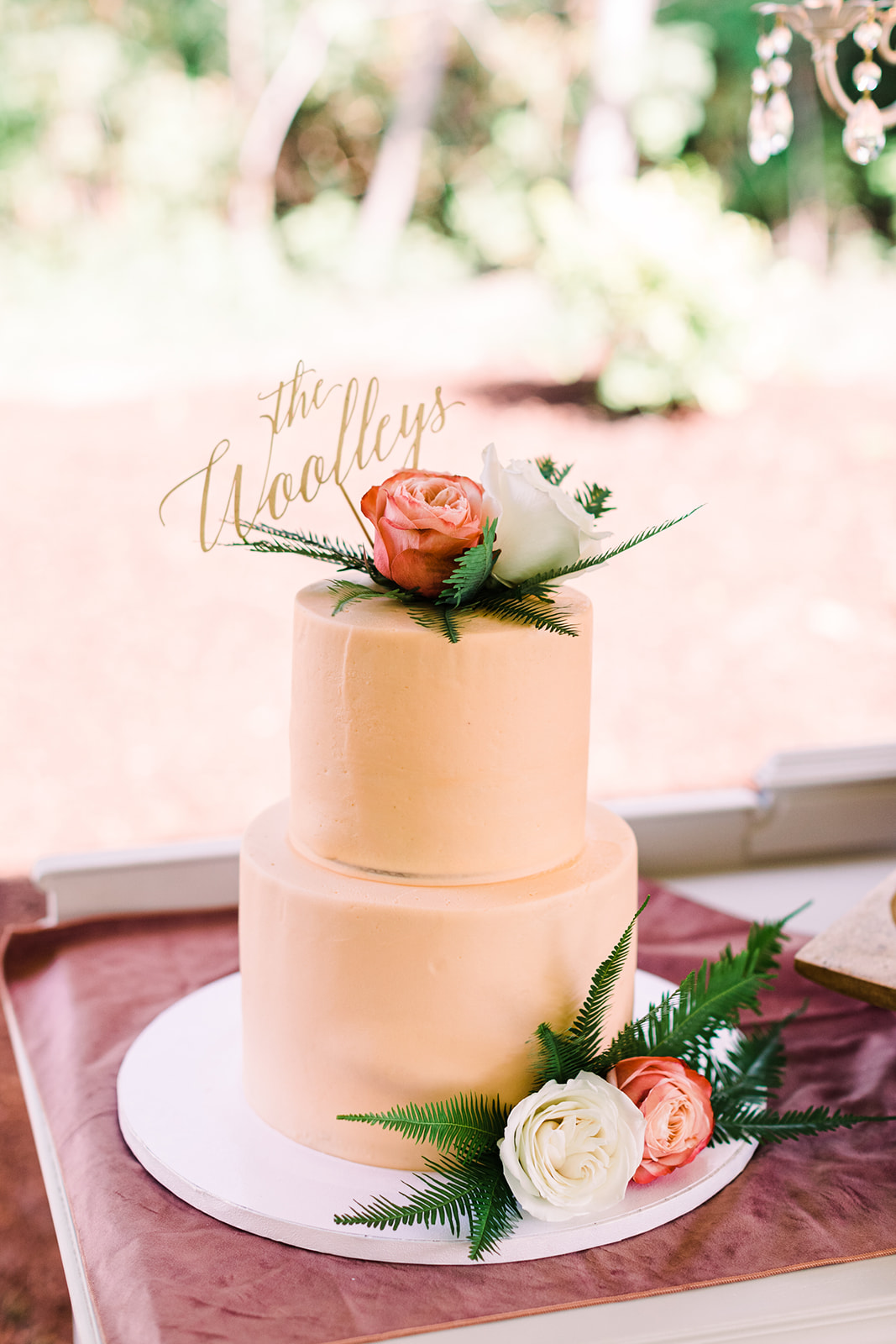 Simplistic floral wedding cake