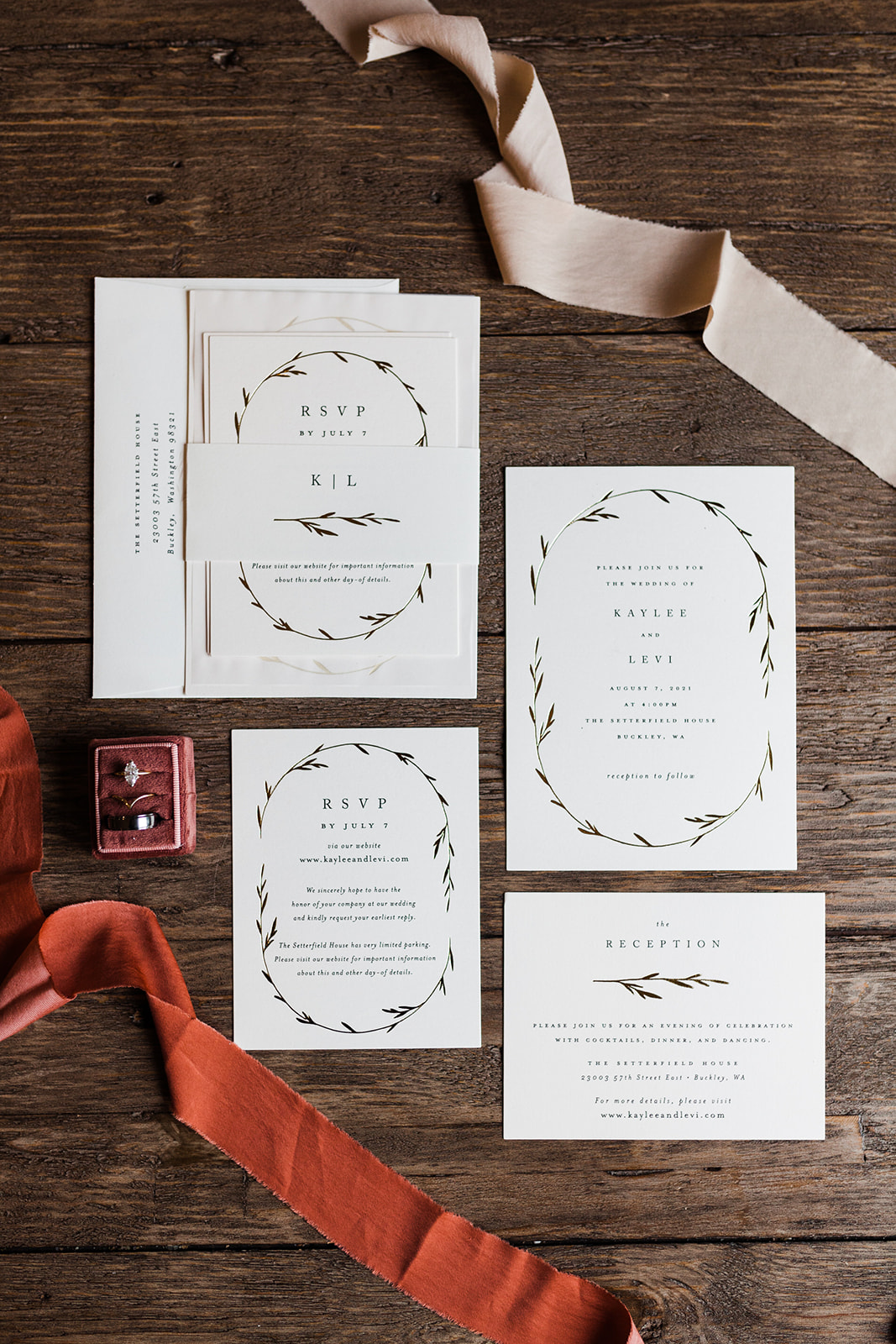 Simple and chic stationery