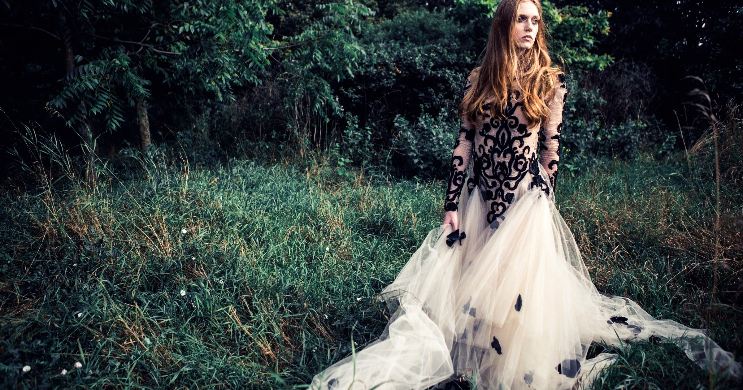 13 Witchy Wedding Gowns For Your Halloween Wedding