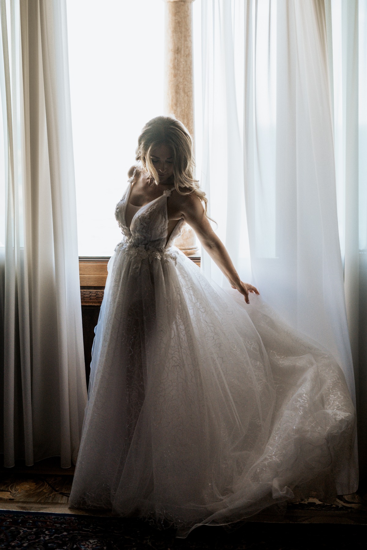sexy wedding dress