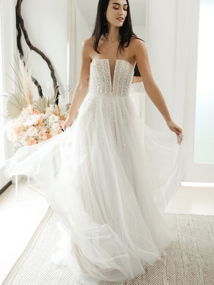 How to Snag a Dream Wedding Gown for 80% Less Than Its Retail Price