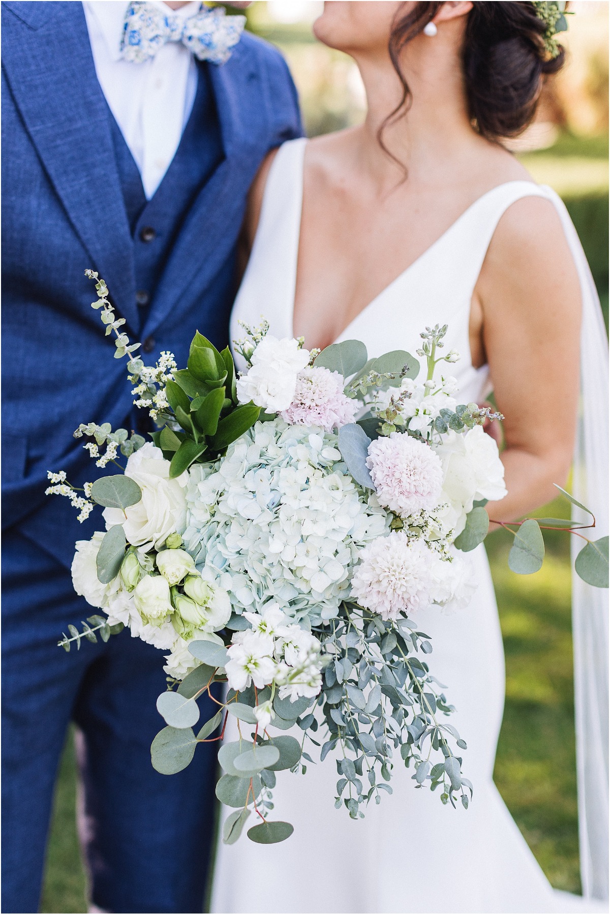 mint colored wedding bouquet