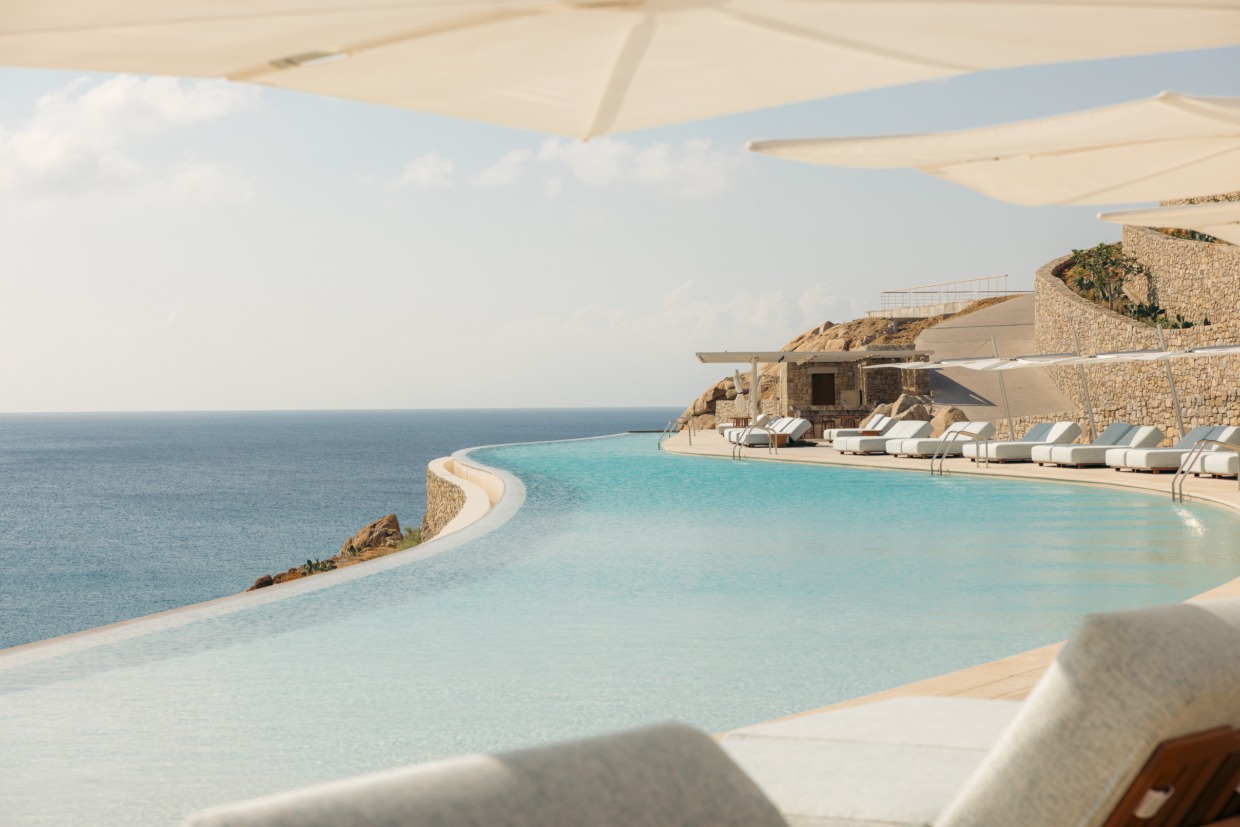 Cali Mykonos Pool 749