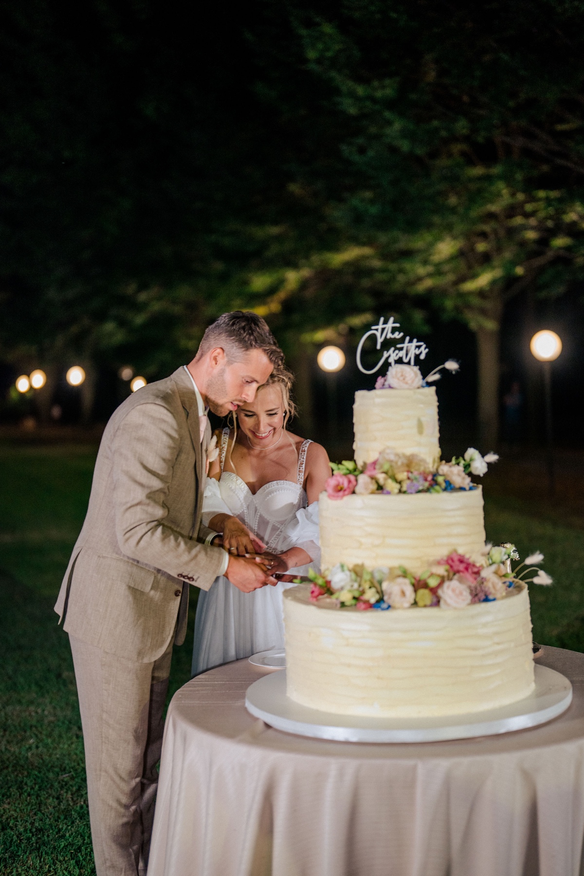 pastel flower wedding cake