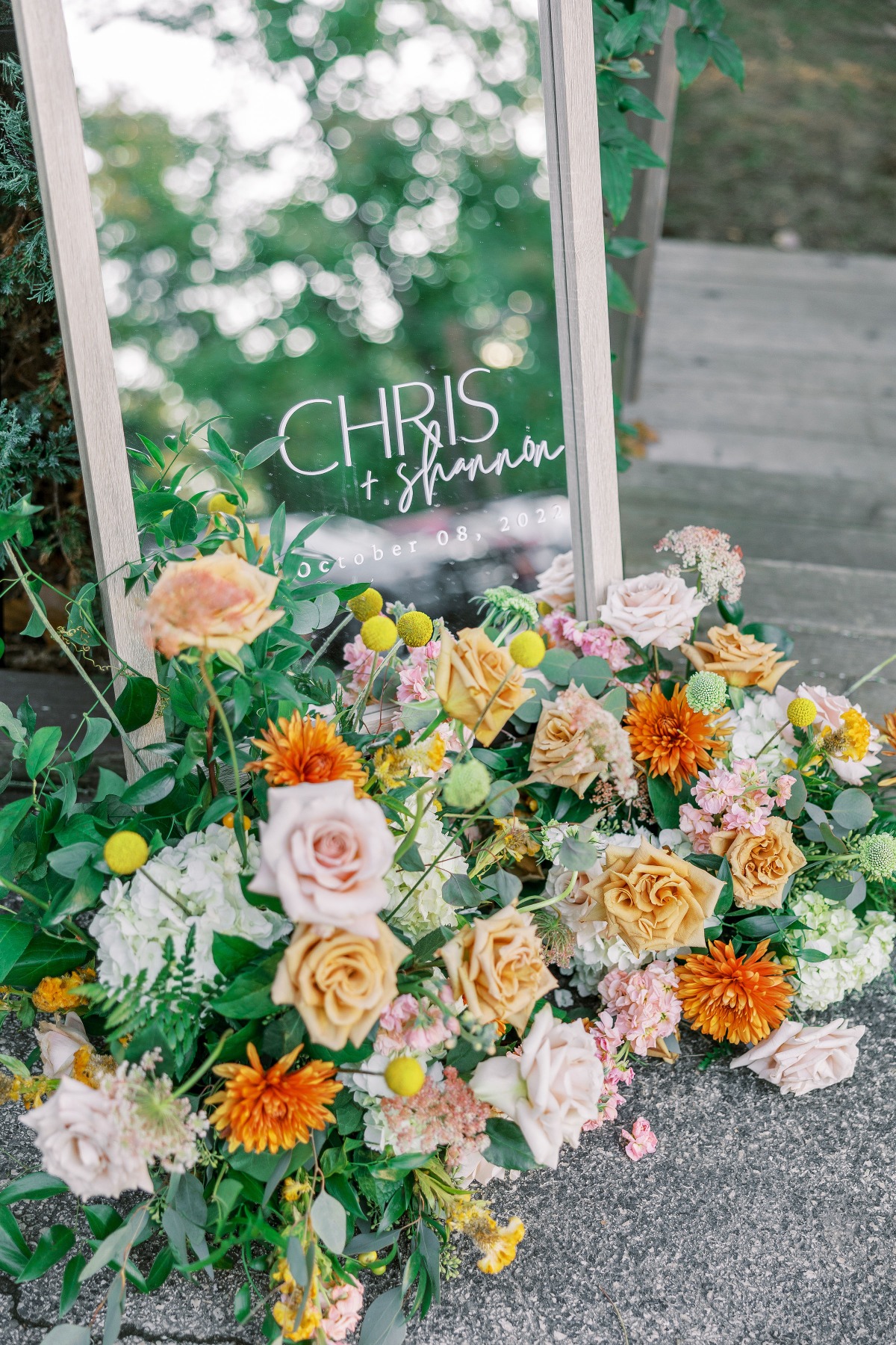 Wedding Mirror and Floral Details