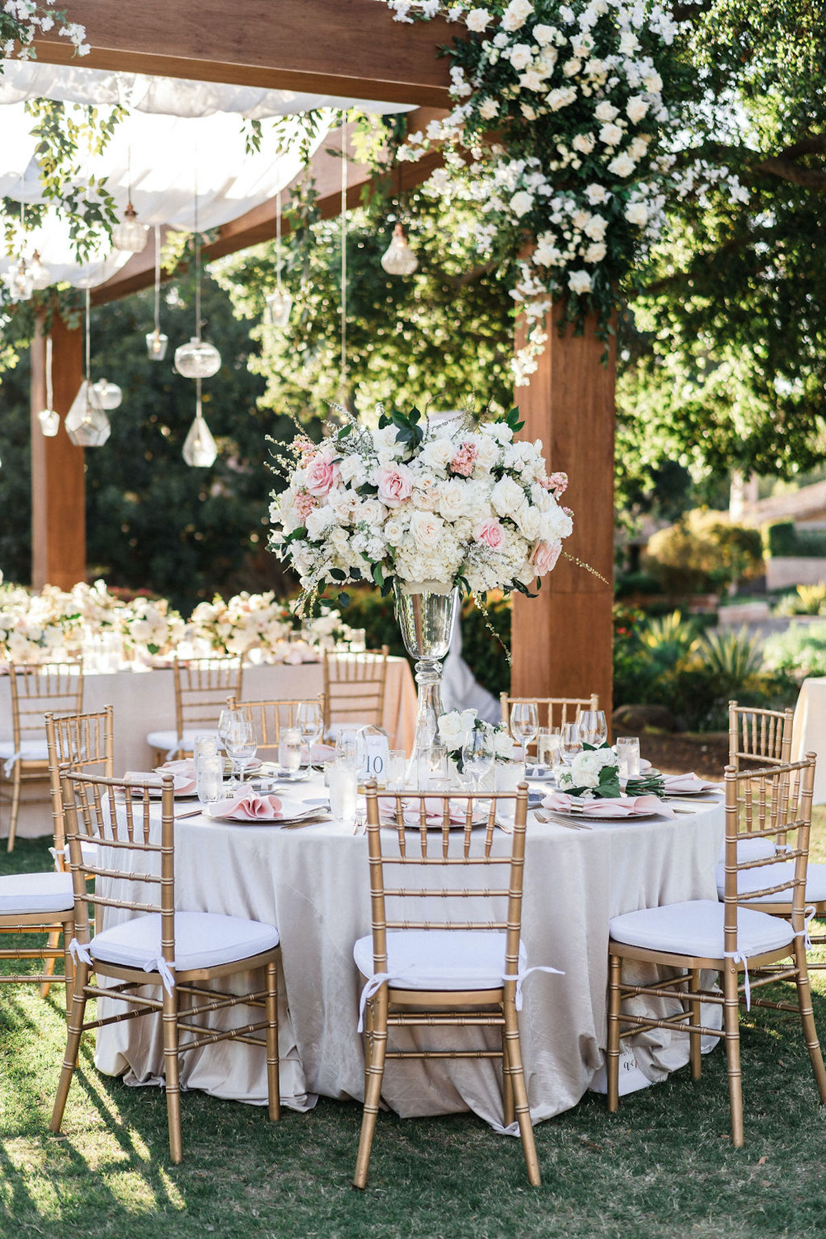 how to create tall reception centerpieces