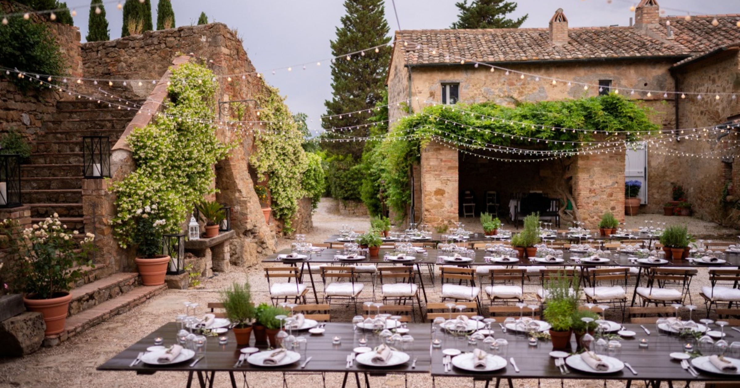 This Tuscan Wedding with a Twist Ended with a Pool Party