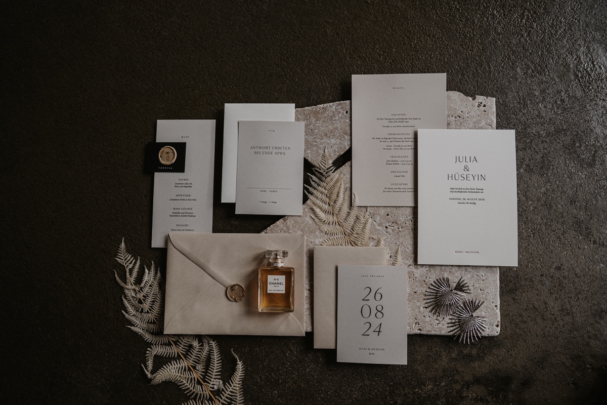 minimalist wedding stationery
