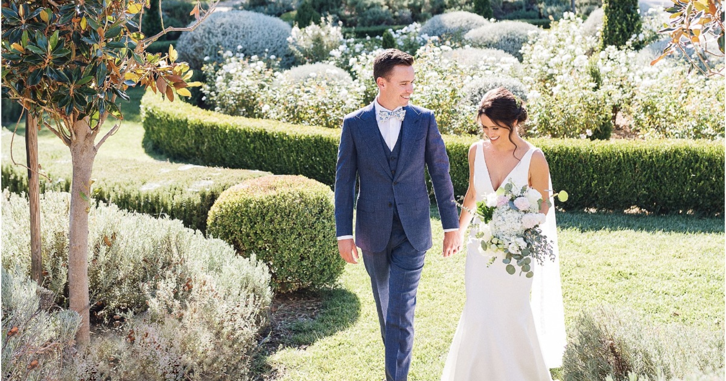 An intimate, blue & ivory wedding at Park Winters in California