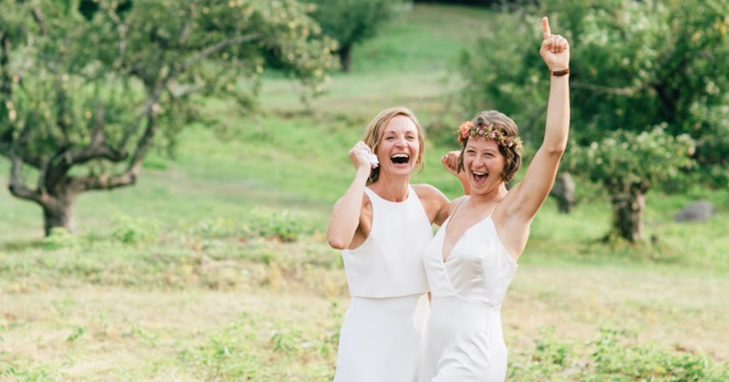A New England Barn in Summer was the Perfect Setting for these Brides
