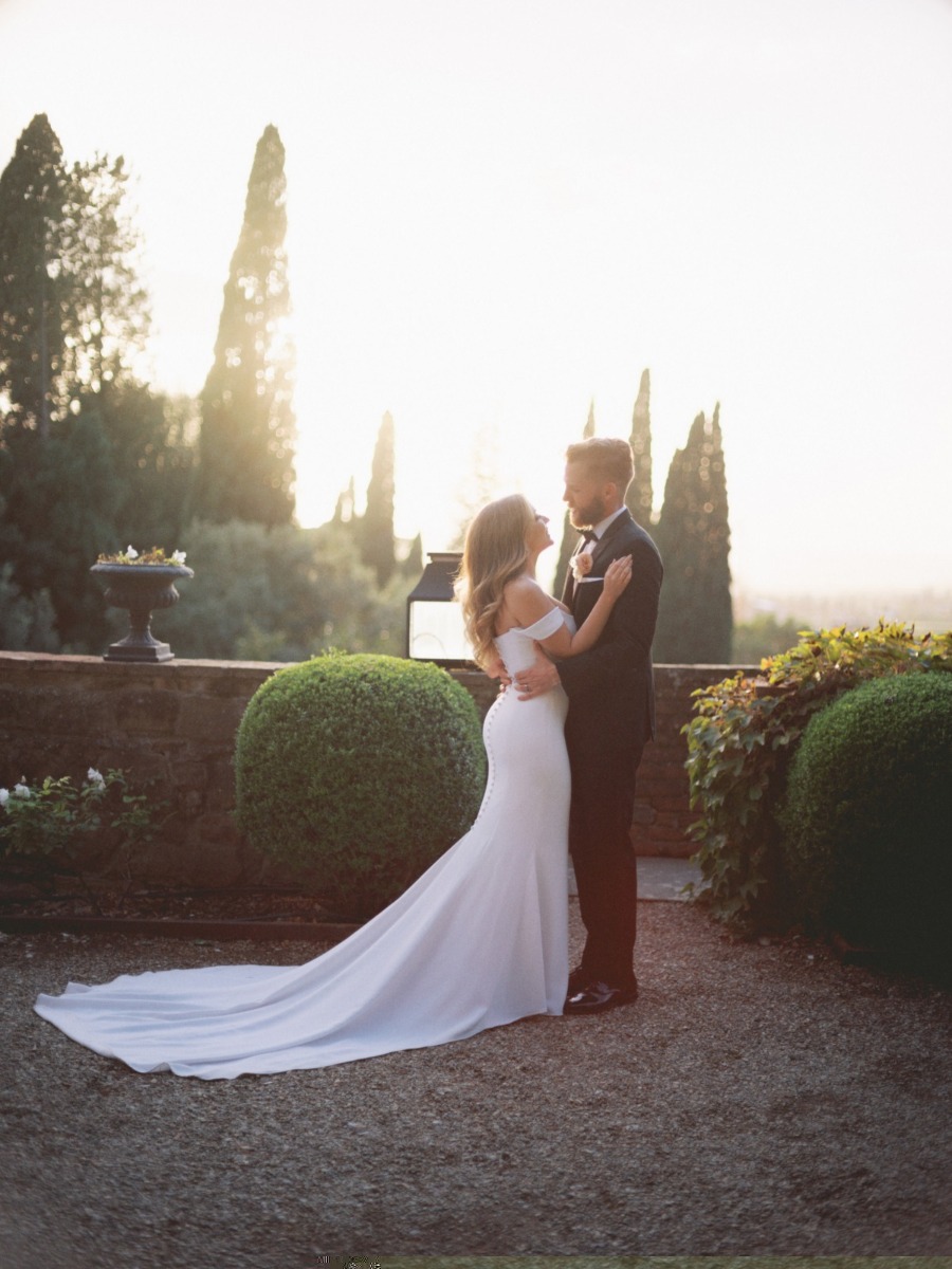 A Cuban couple from Miami held a classic wedding in Italy