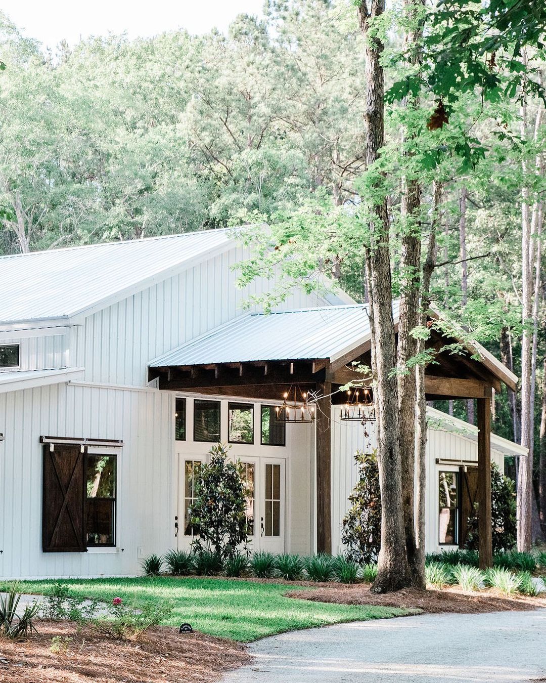 modern white barn wedding venue