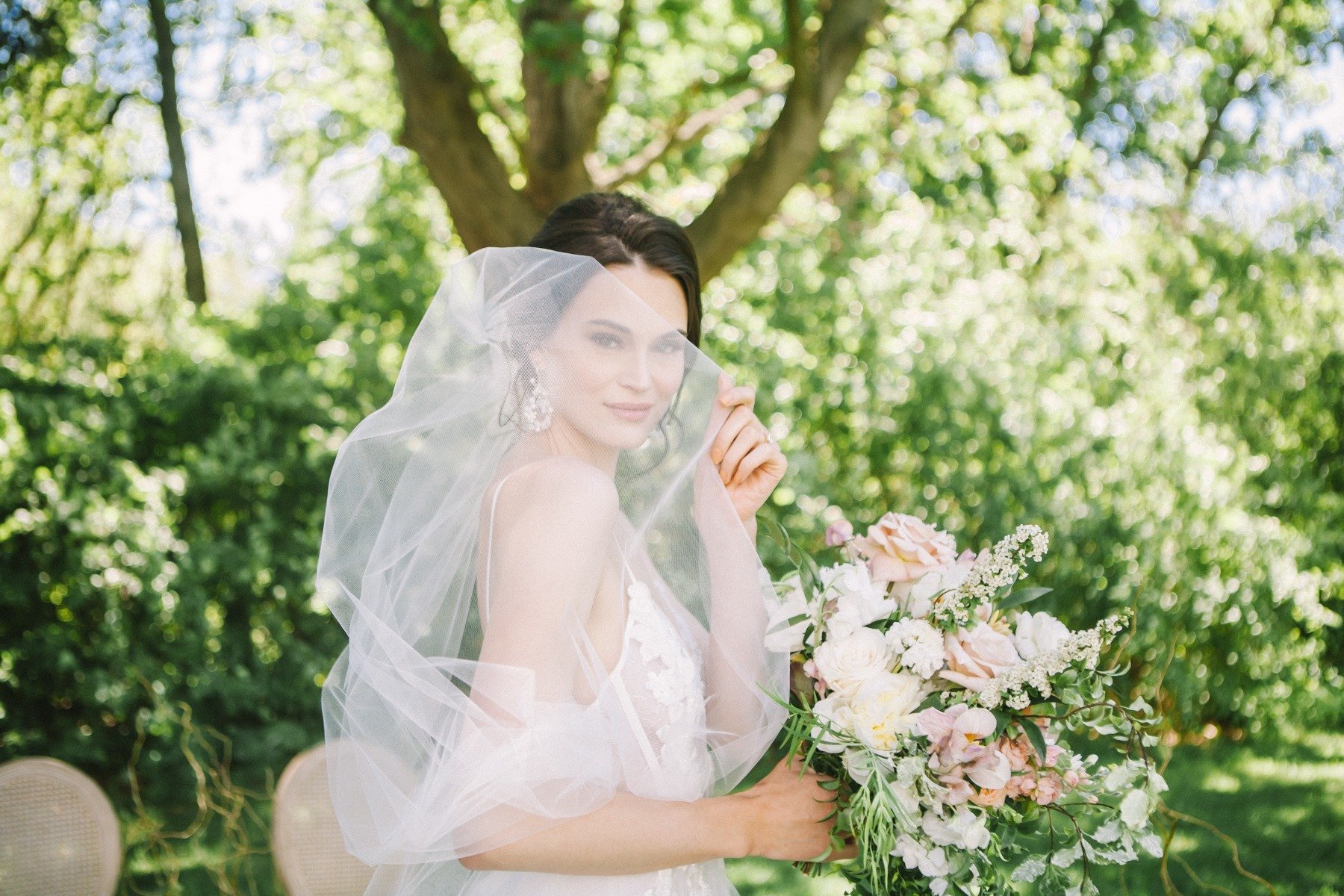 chic tulle veil by Laura Jayne