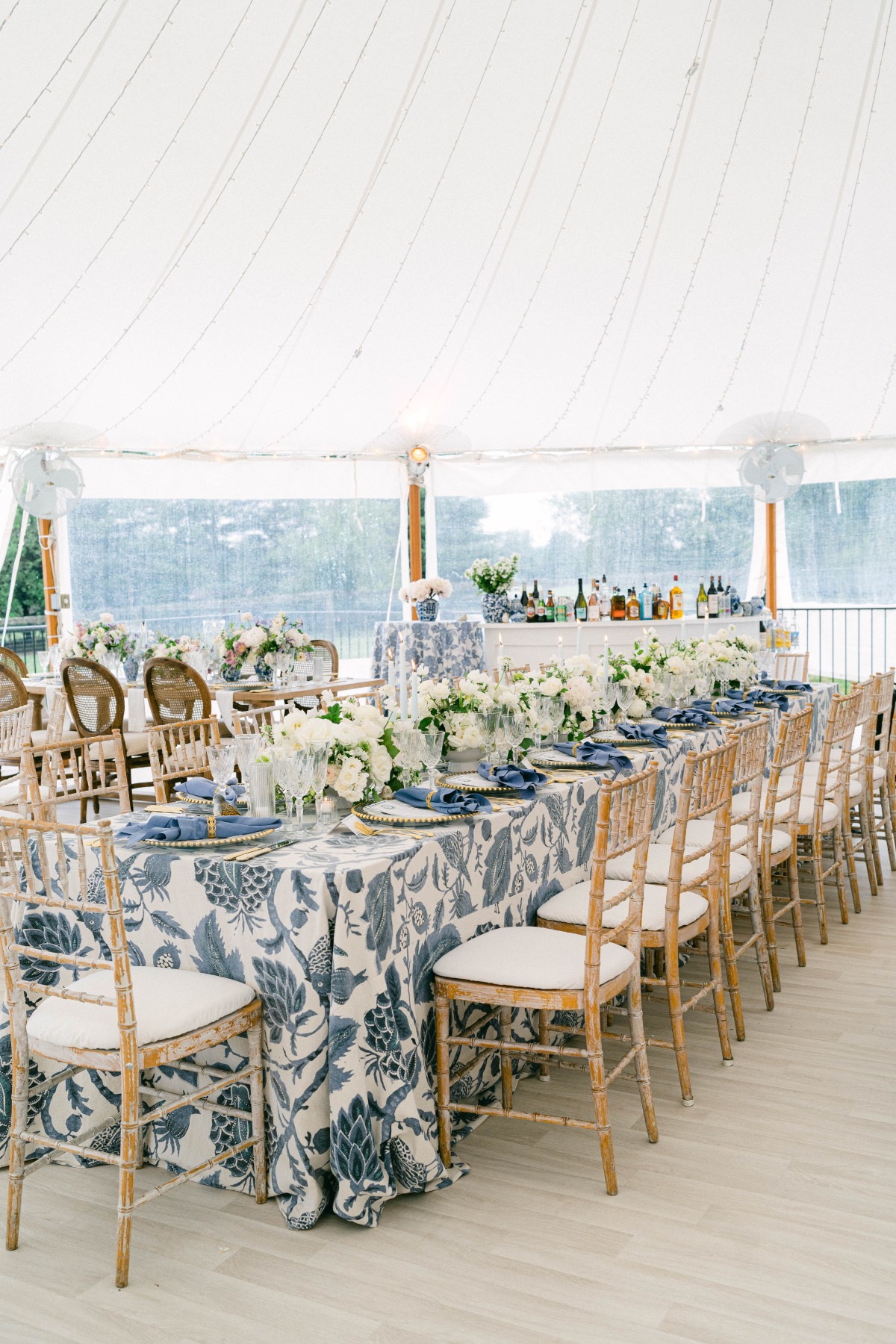 blue wedding table decor