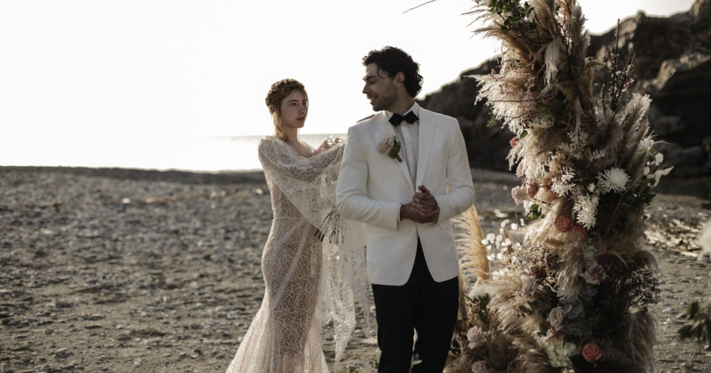 A romantic inspo shoot on Crete featuring pink and black accents