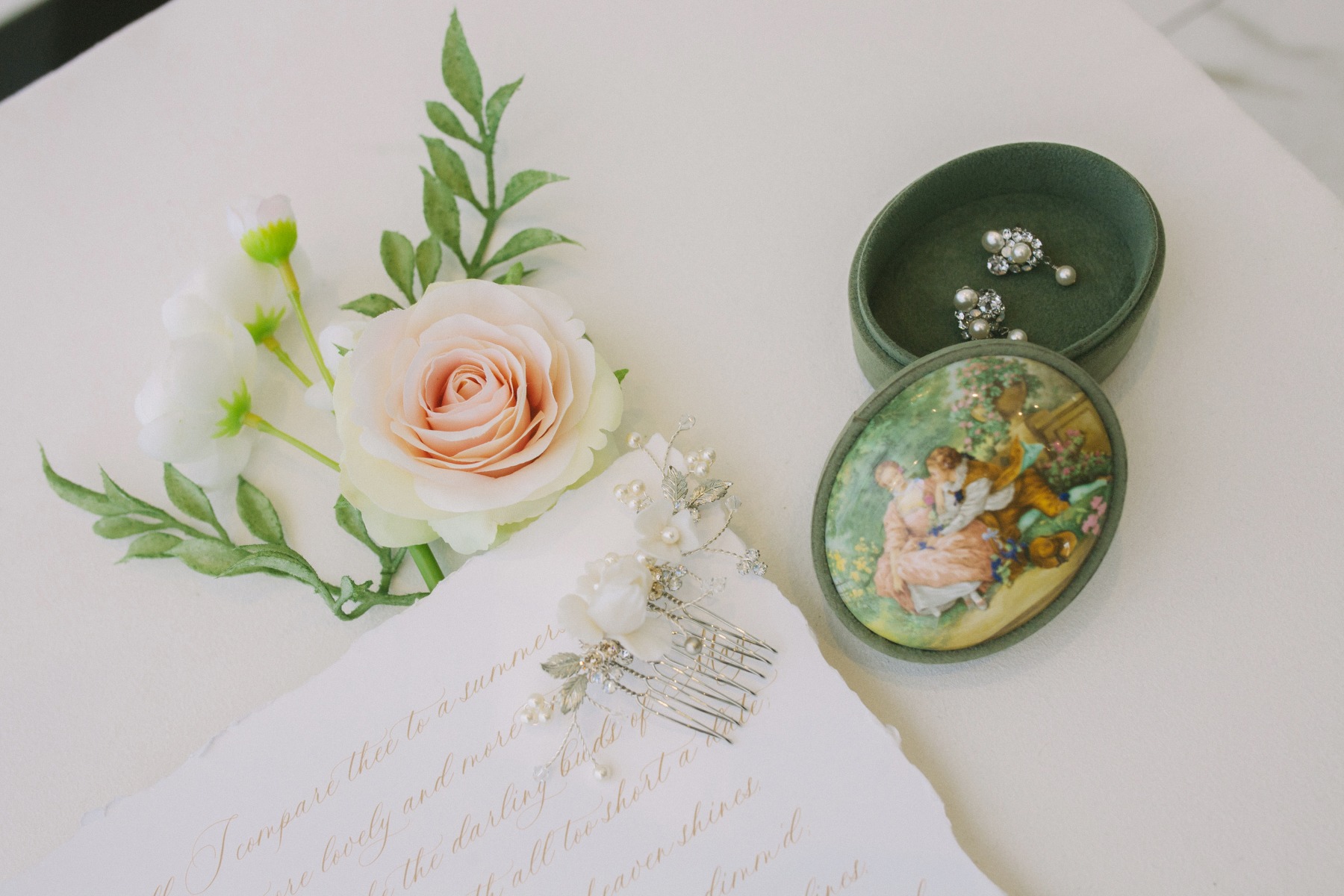 Laura-Jayne-Floral-Comb