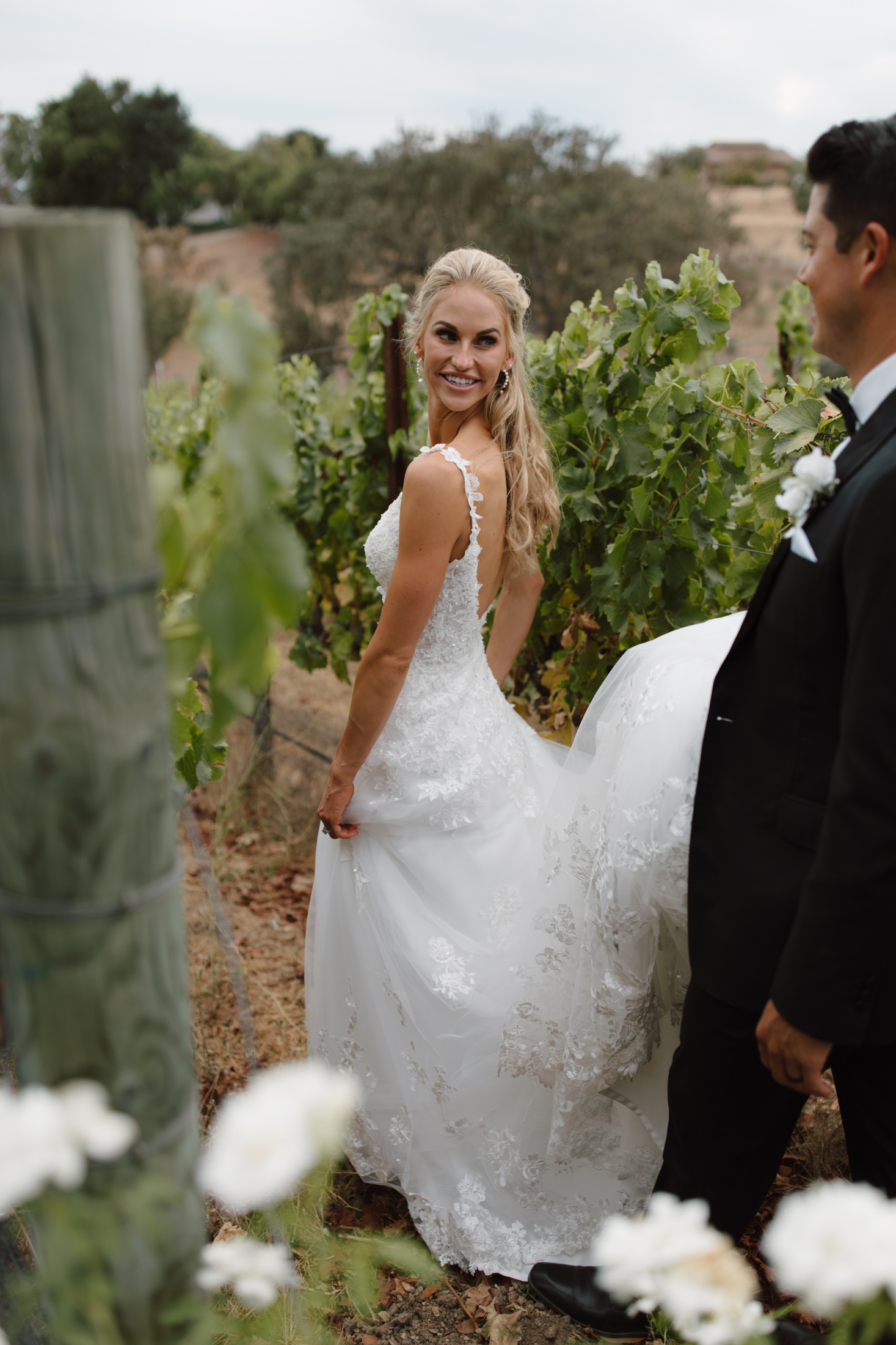 santa-ynez-intimate-vineyard-wedding-37