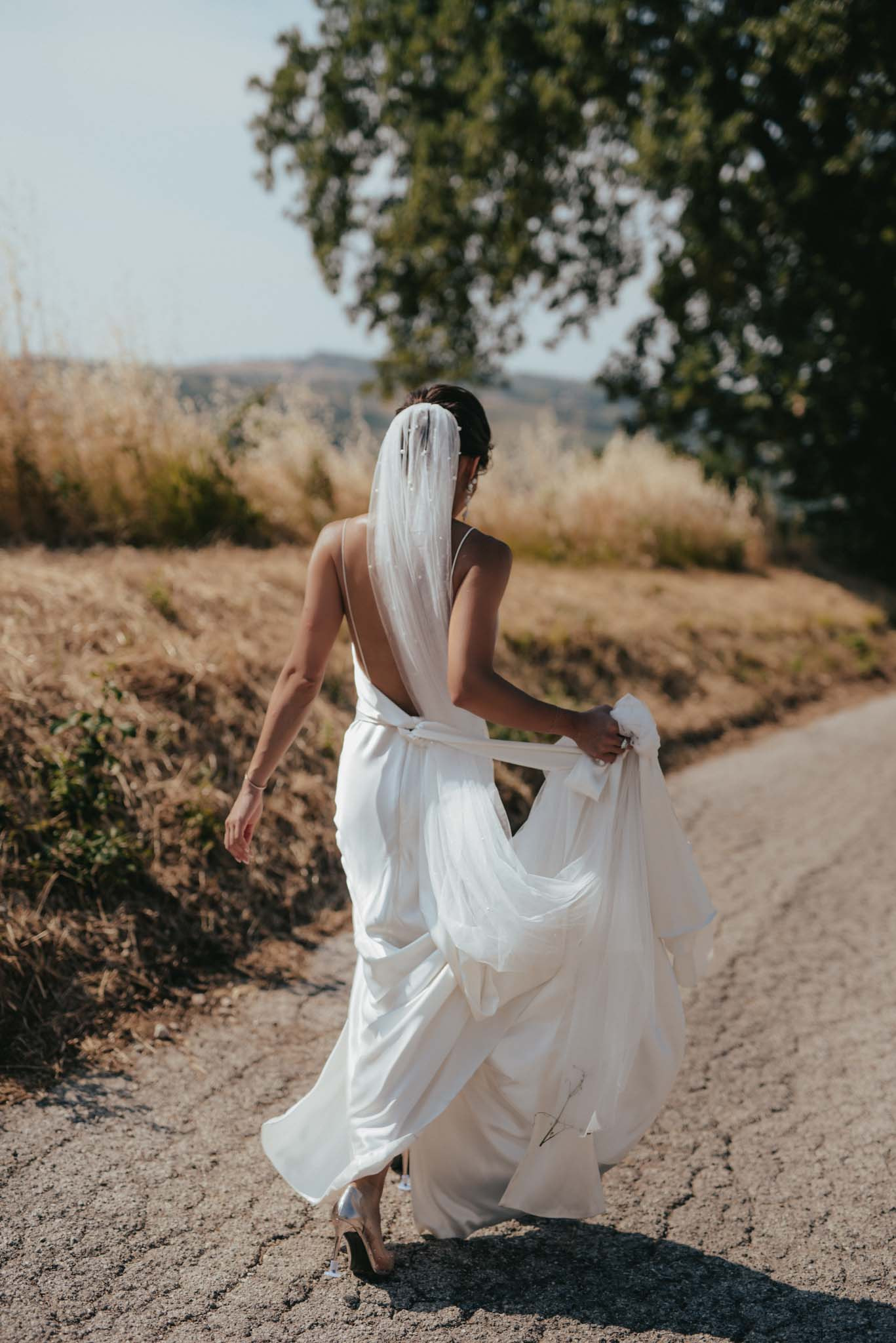 plain tulle wedding veil
