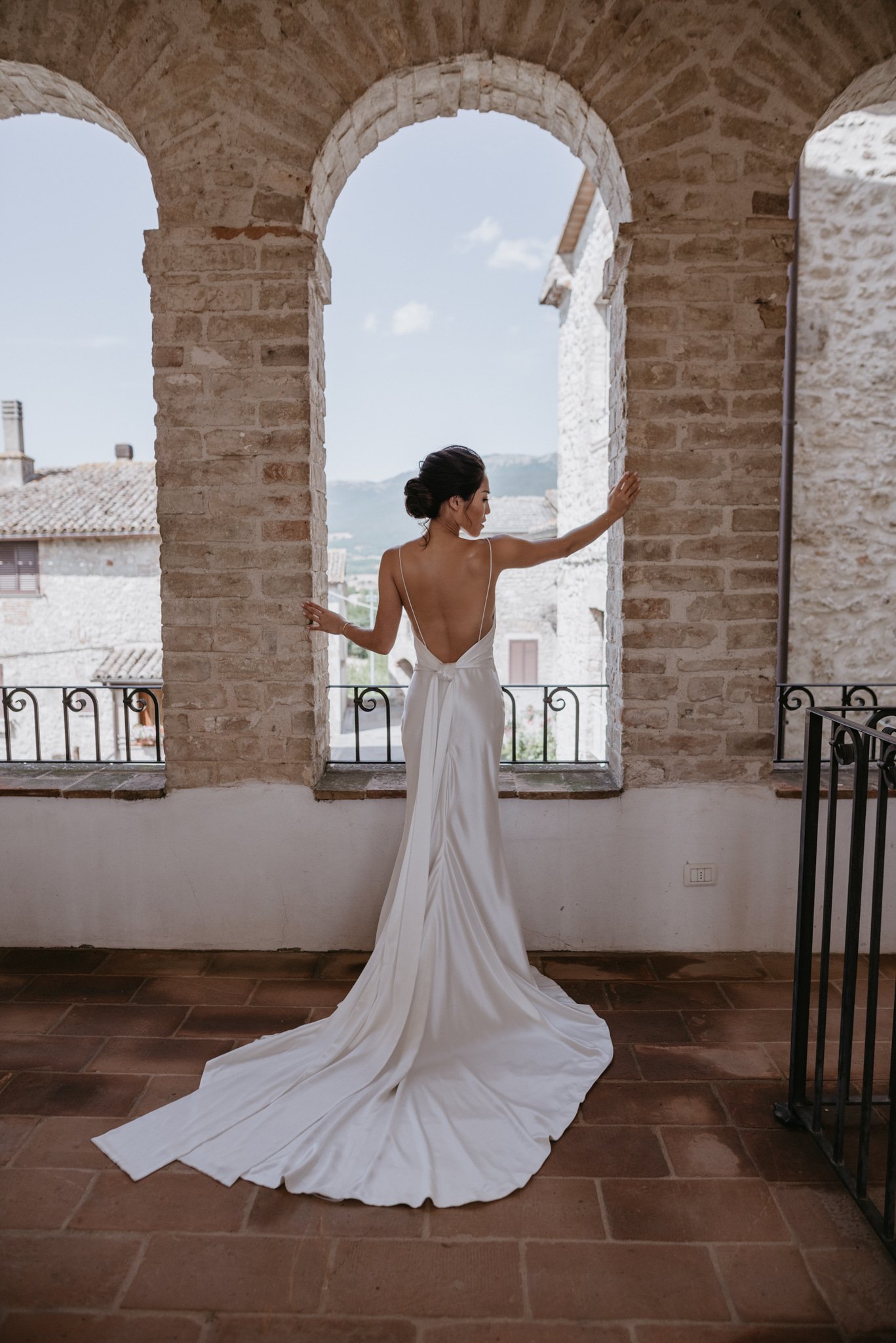 backless silk wedding dress
