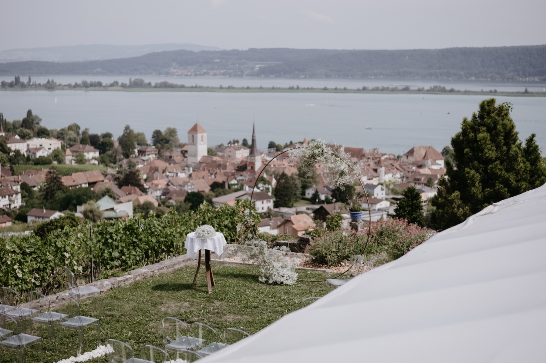 Swiss lakefront wedding