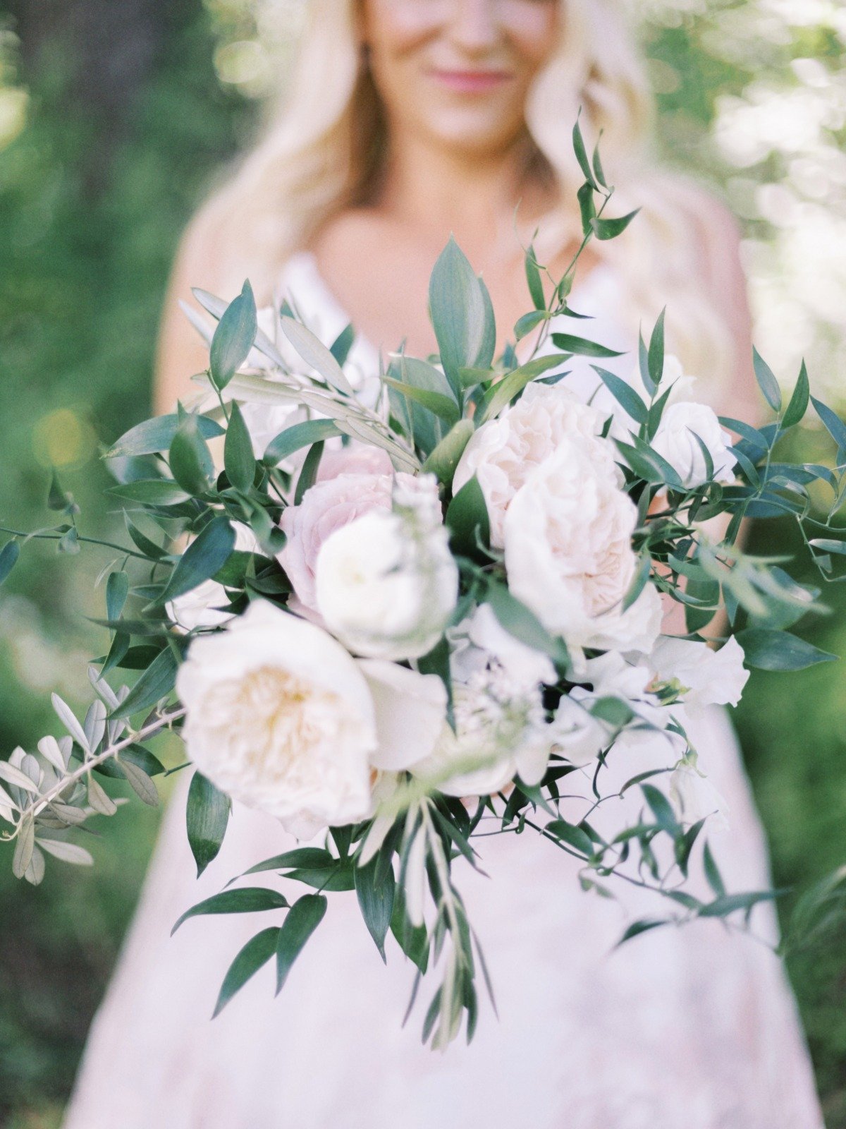 blush and ivory peony bouquet