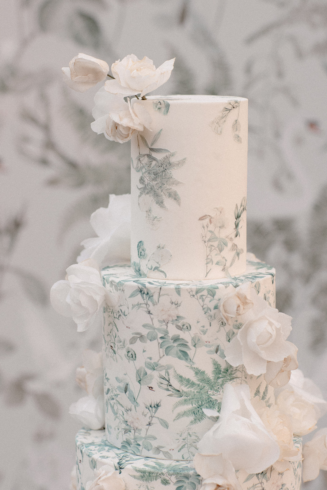 dried flower wedding cake designs