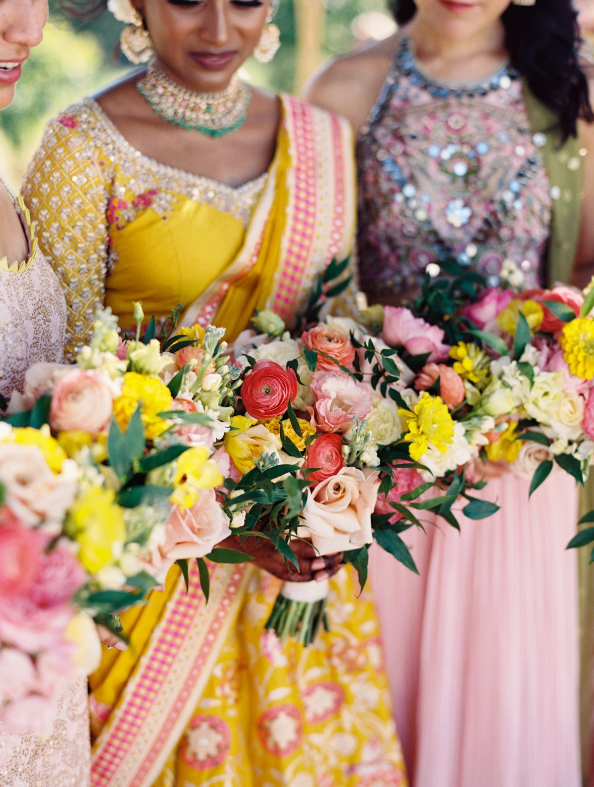 shades of pink wedding bouquets