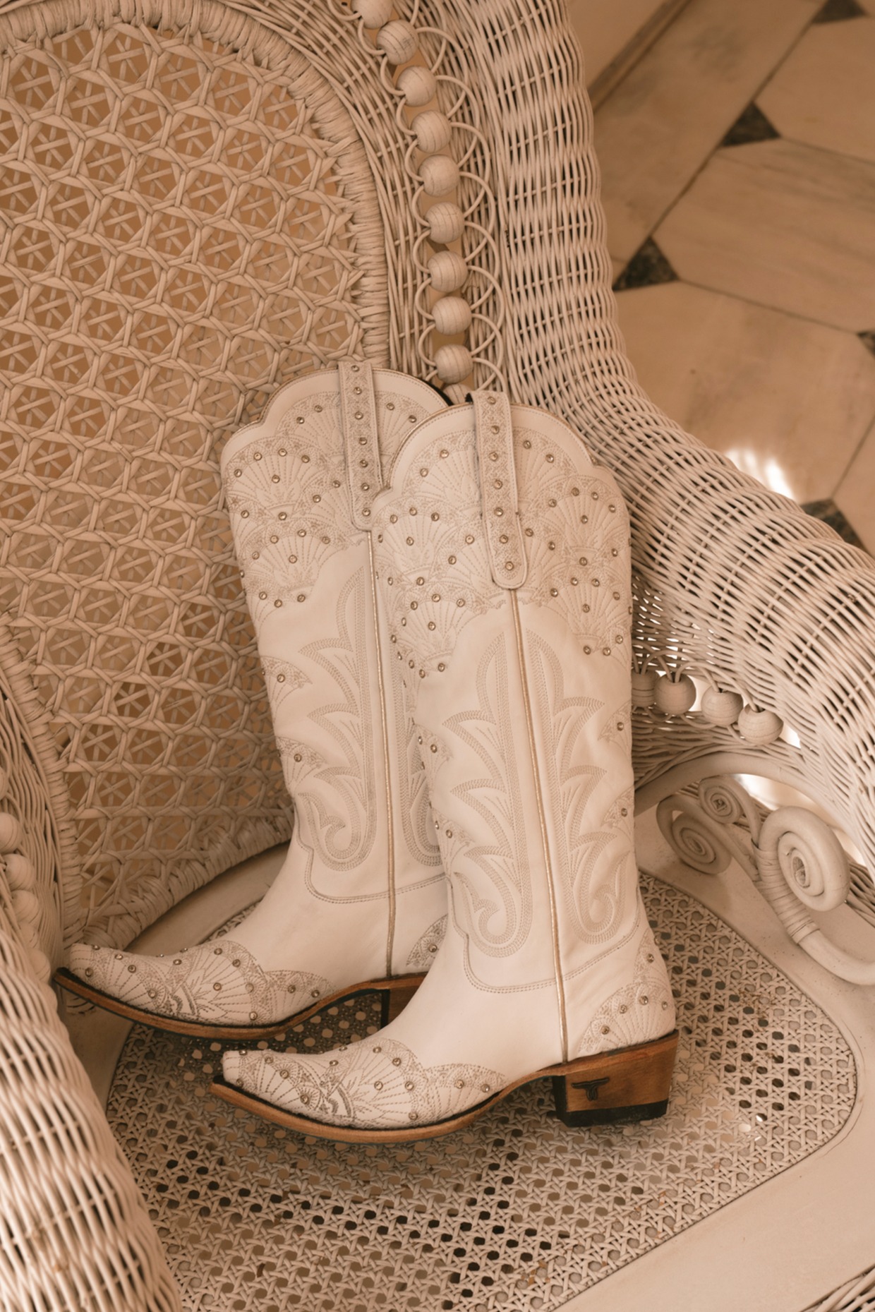 bootbarnwedding_0000_weddingboots
