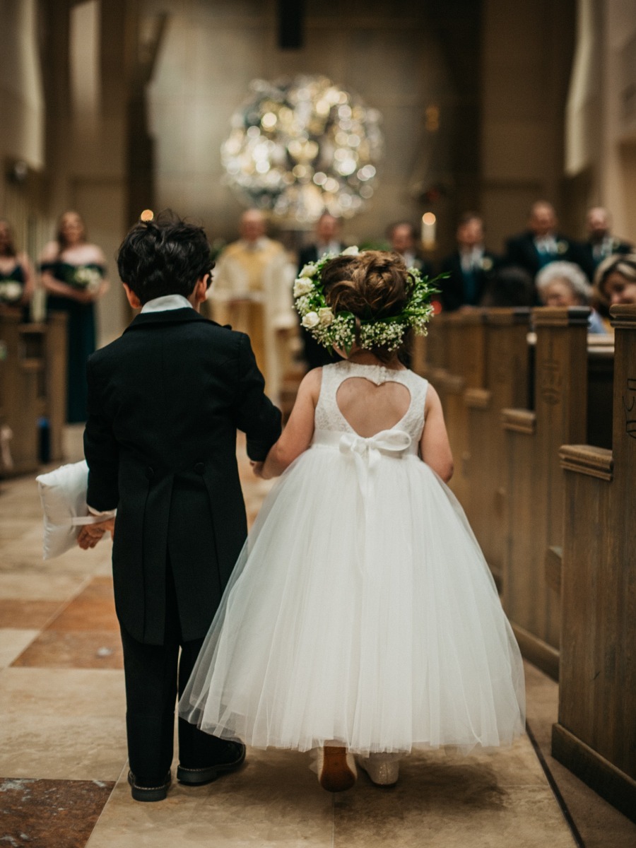 A 400-person wedding in Arkansas that still felt personal