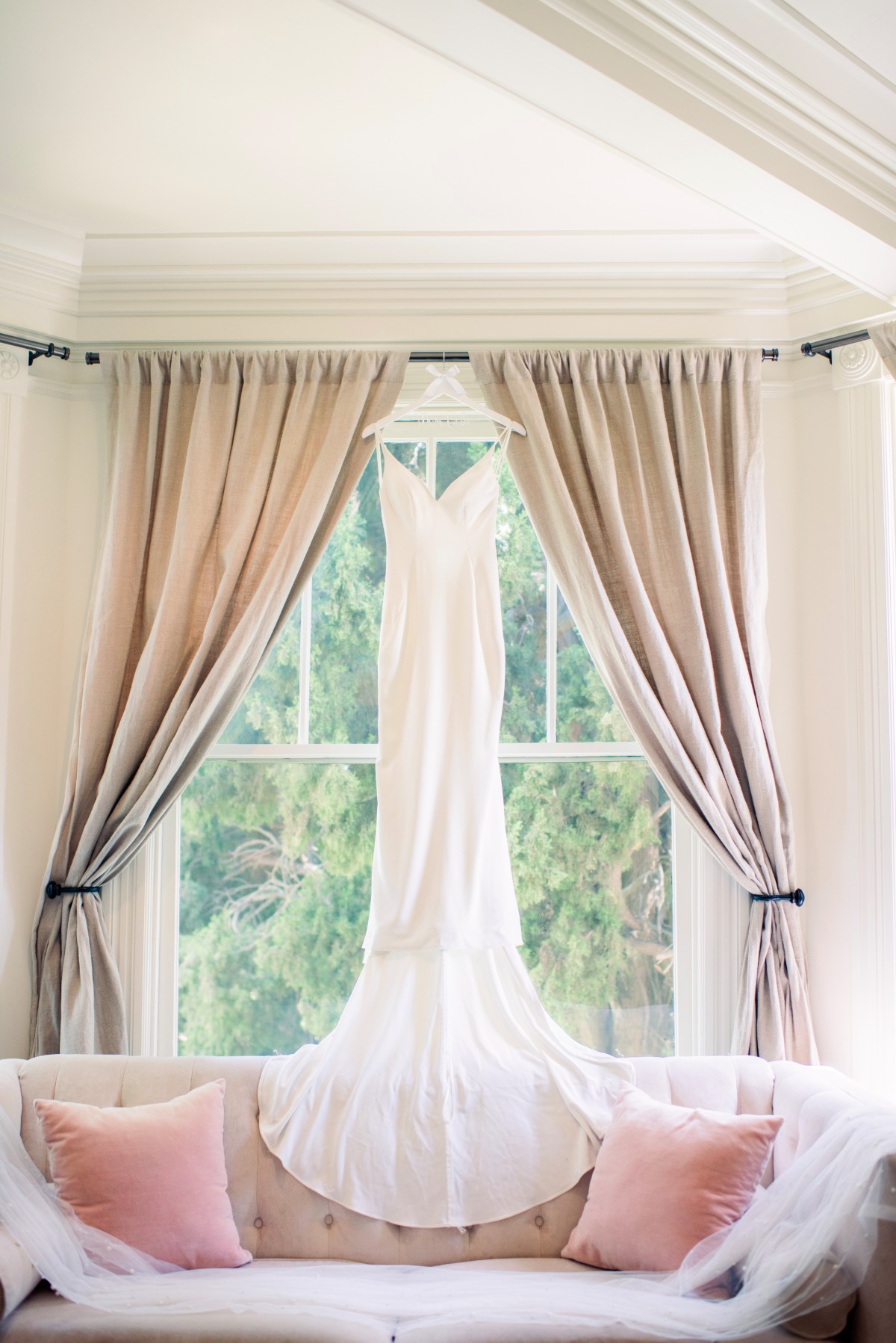 Elegant modern bridal gown