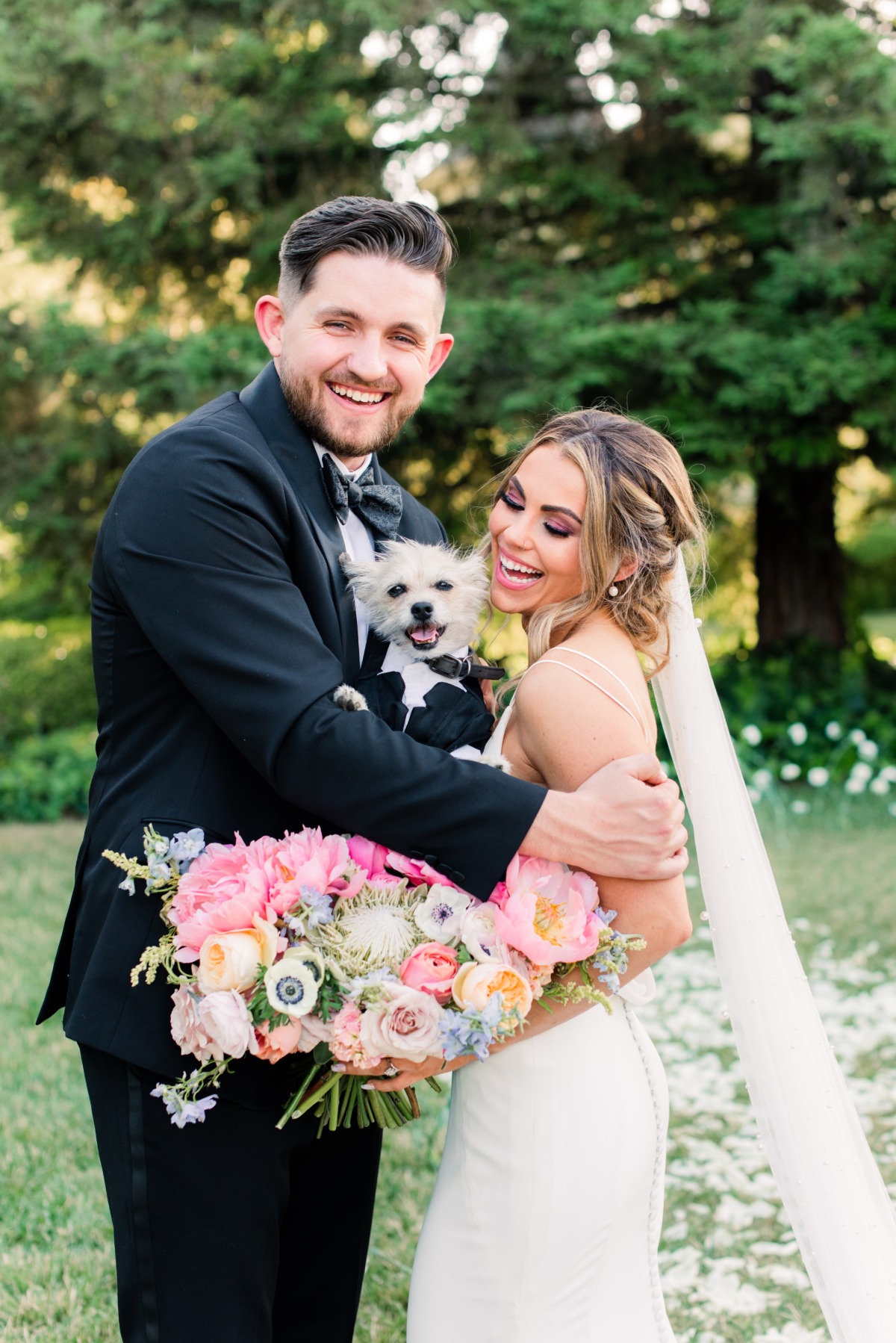 Playful wedding photos with puppy