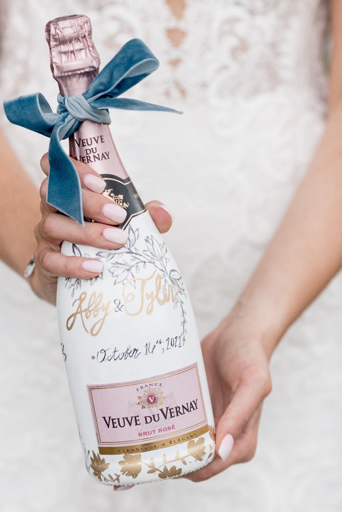 customized wedding champagne bottle 