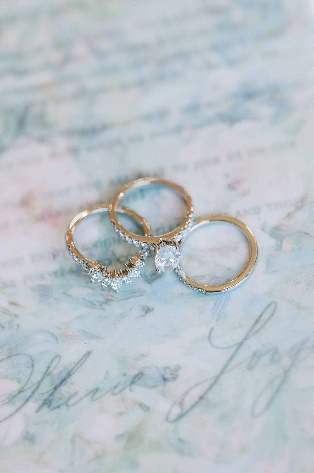 beautiful gold wedding ring set