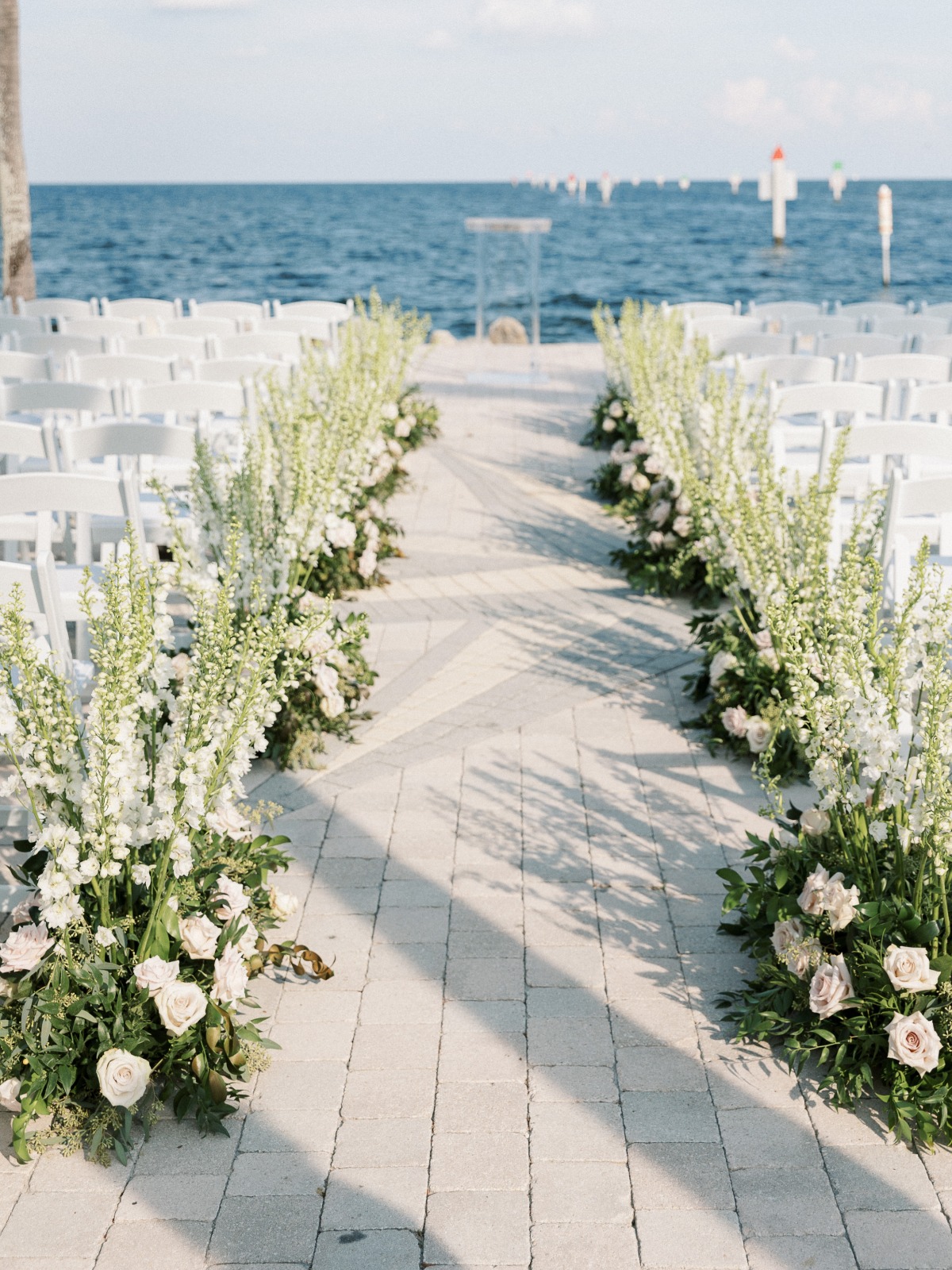 how to create an aisle of flowers