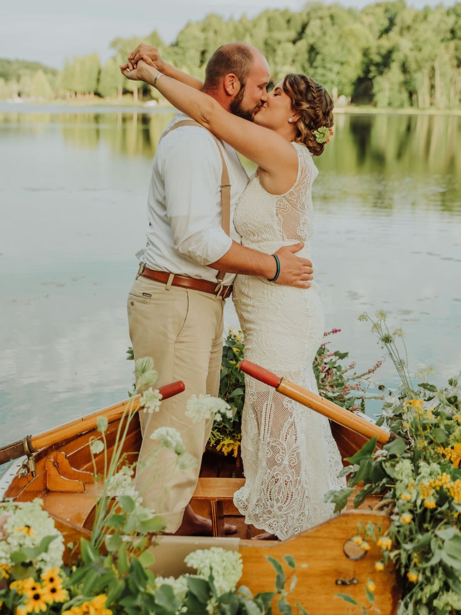 A Sweet Summer Wedding Celebrating Wildflowers and Honey