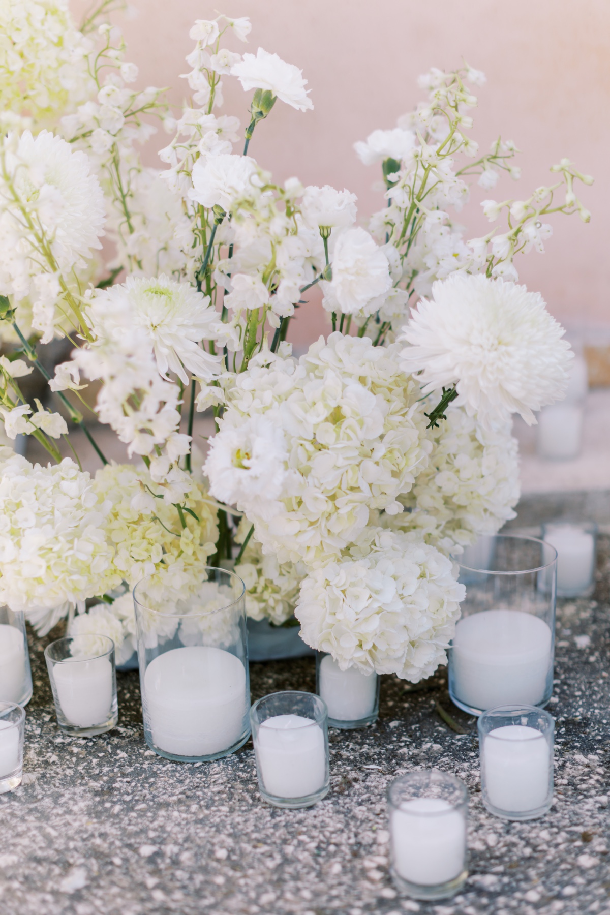 white floral instillation by Rammos Floral Structures