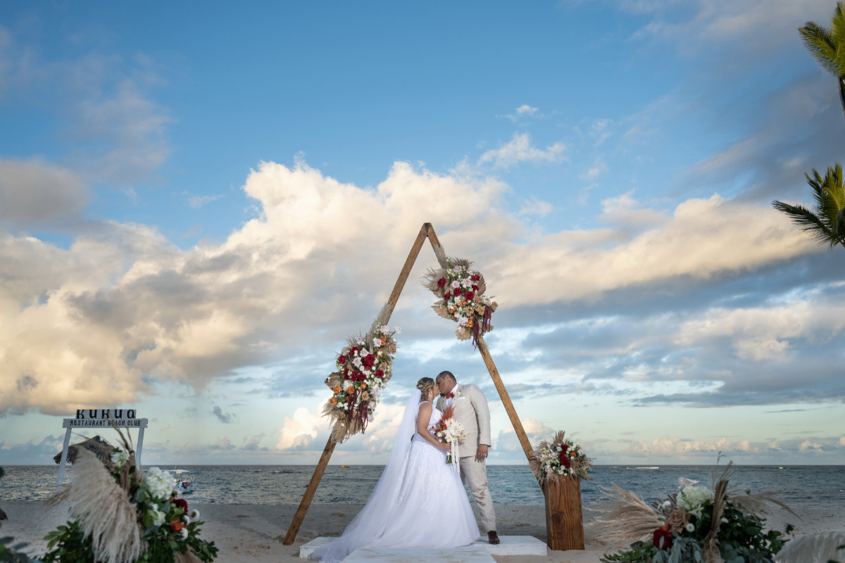 beach wedding ceremony altar