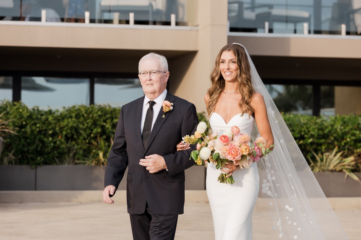 Californian father walking bride down the aisle