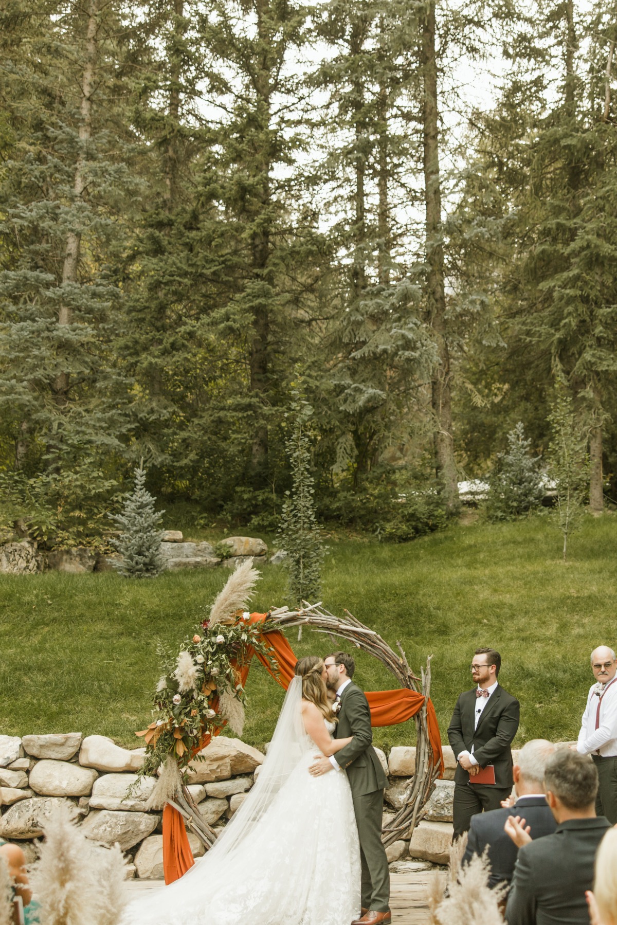 fall outdoor ceremony