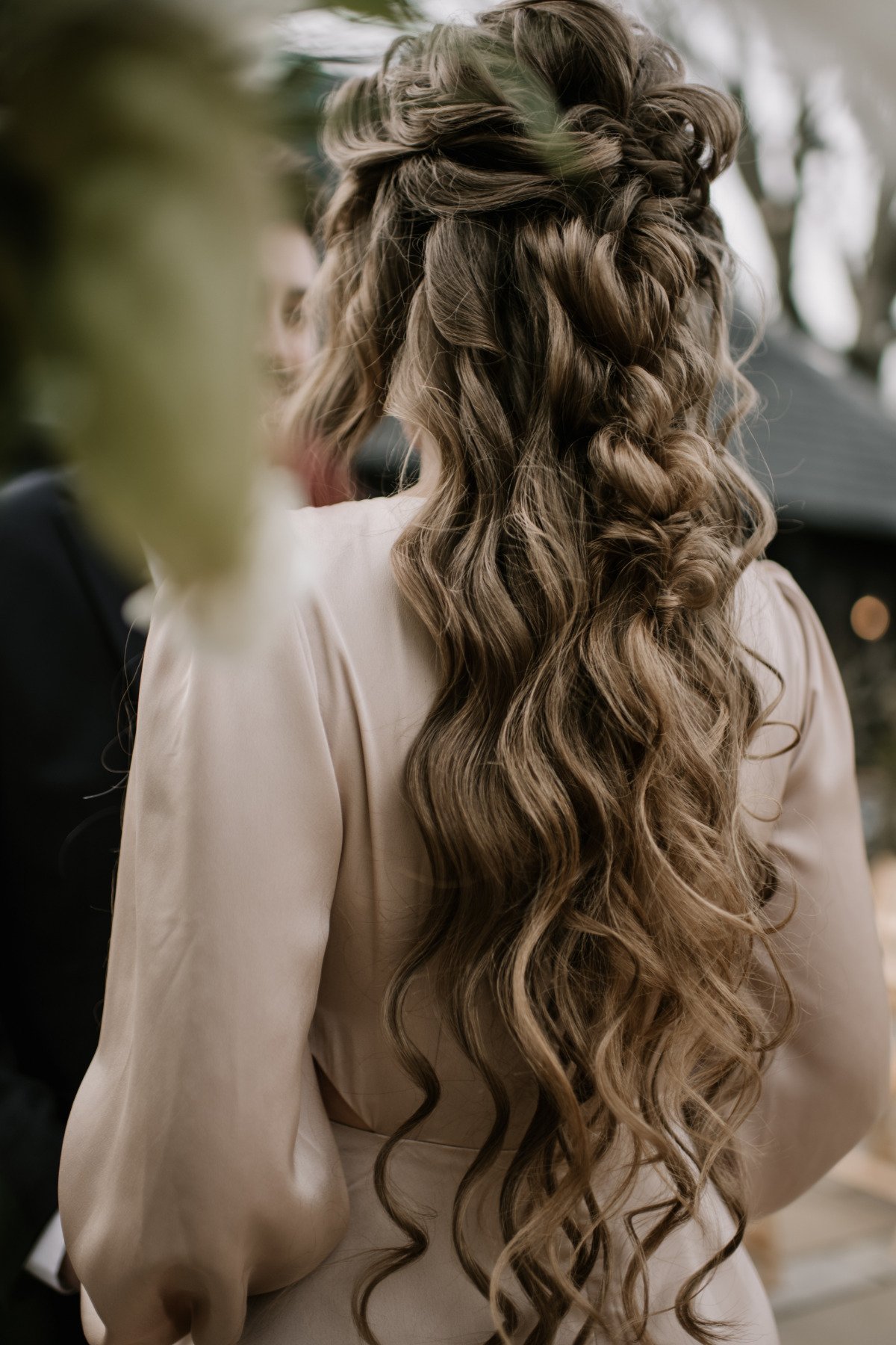 Rapunzel inspired wedding hair with long loose waves