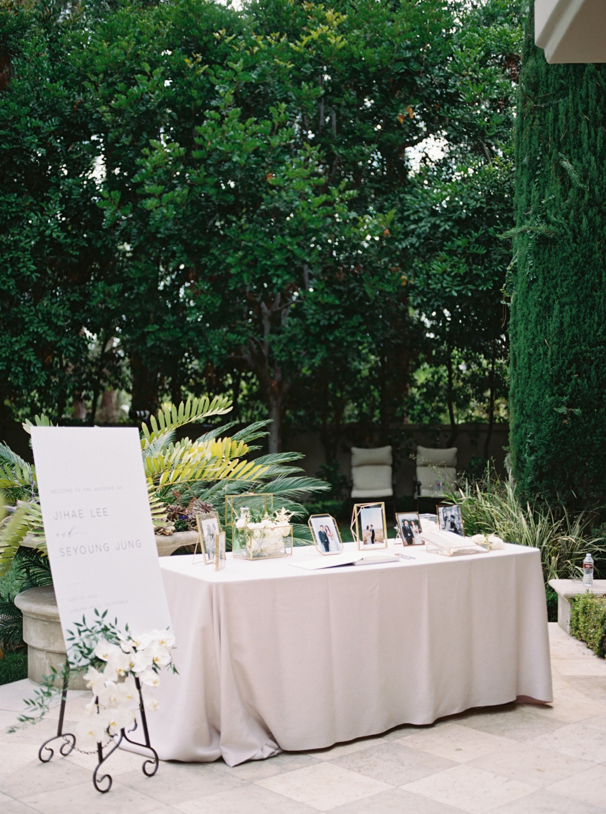 guestbook table ideas